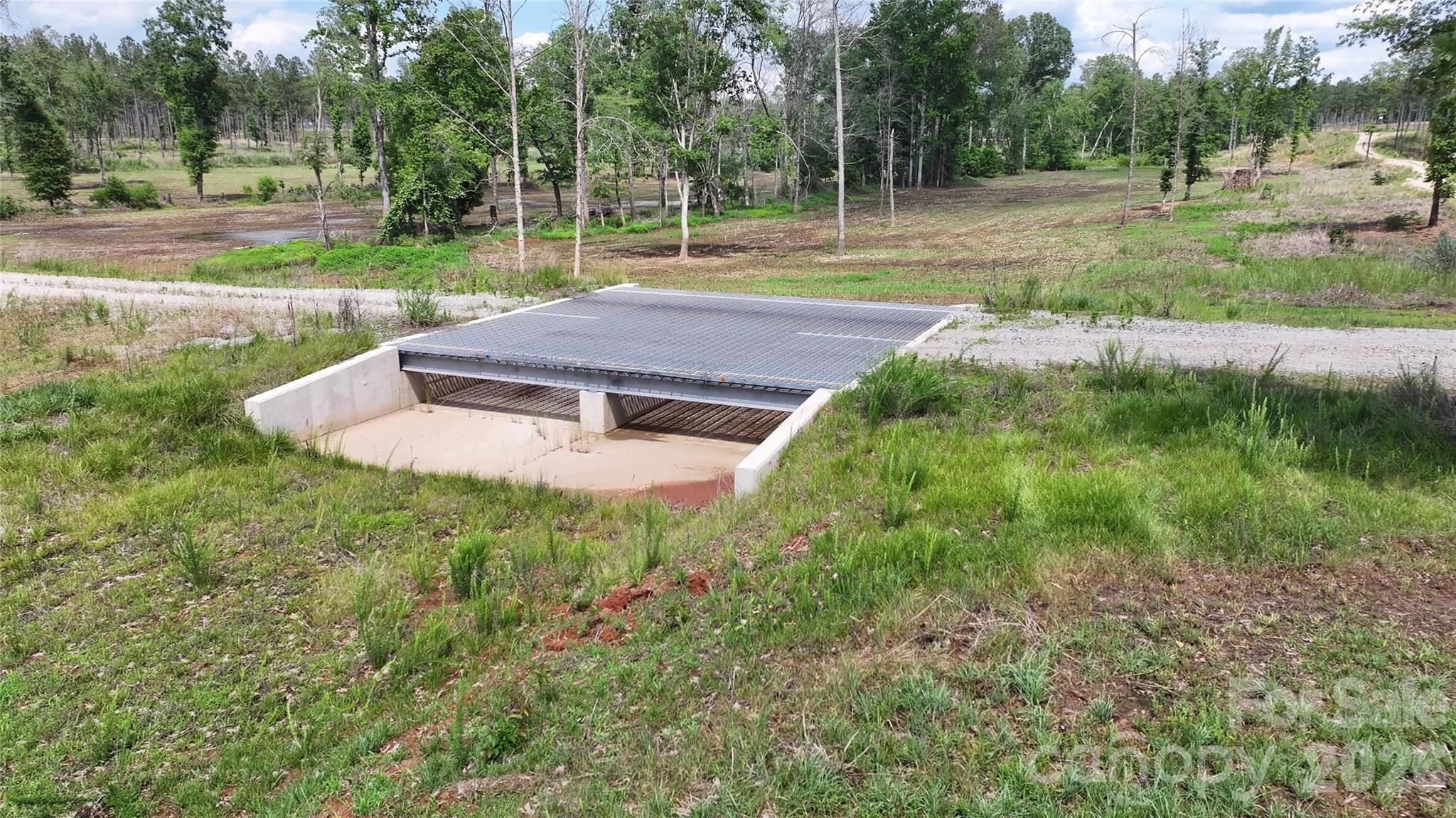 Concrete Overflow - 4030 Union Church Road, Peachland