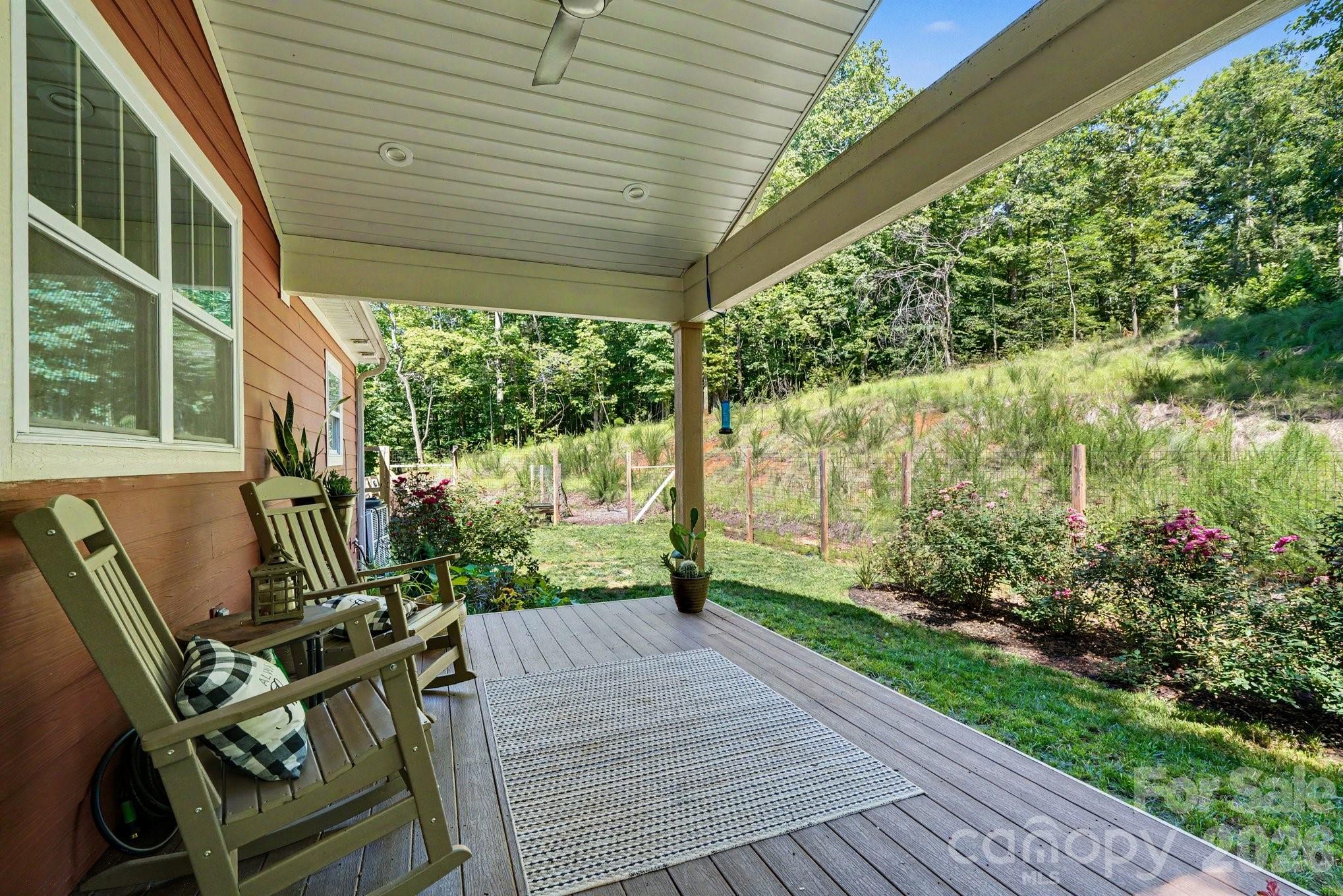 Single Family Residence at 1241 Hayes Road, Columbus, photo 25 of 31