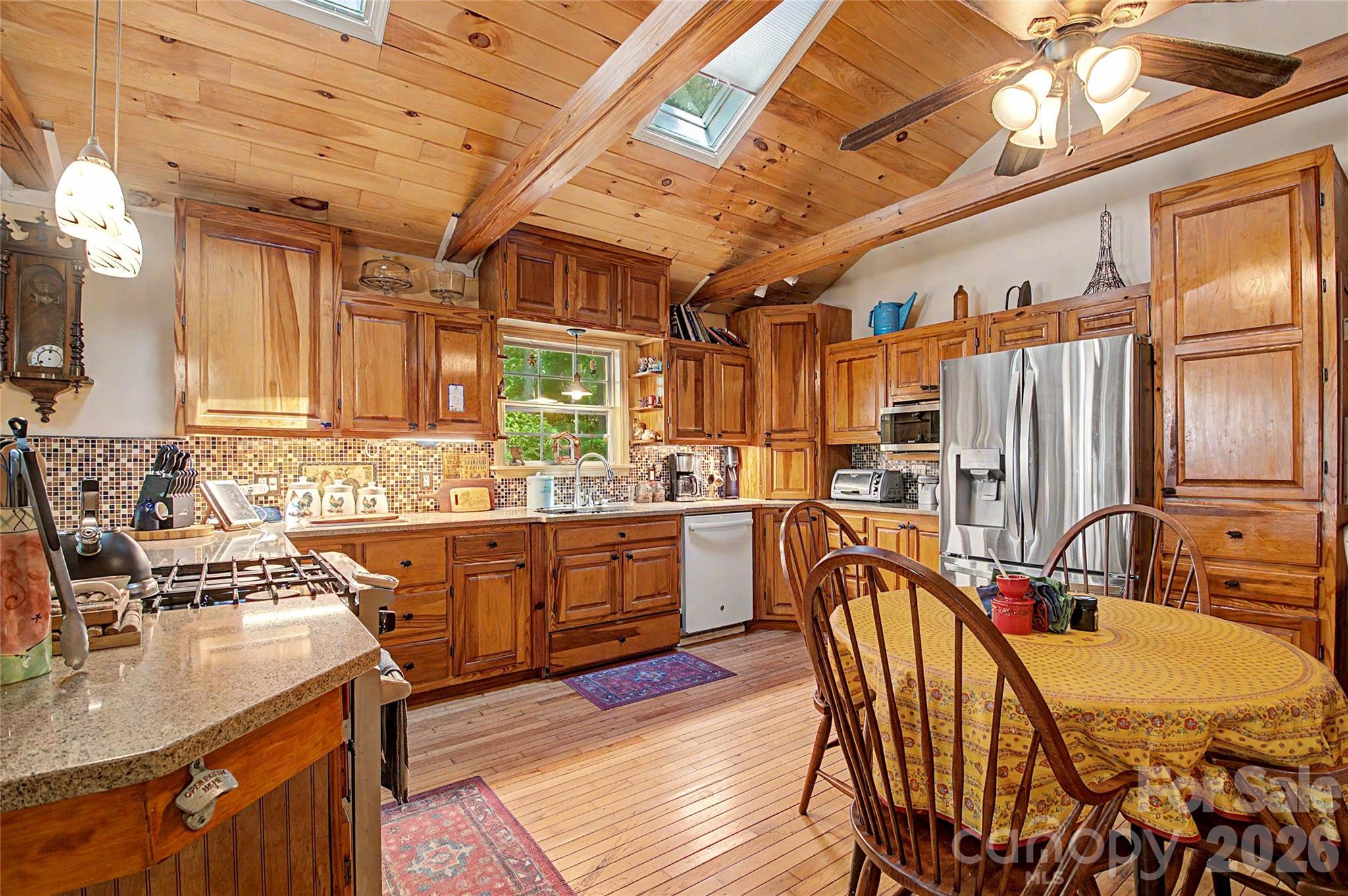 Single Family Residence at 76 Winsome Trail, Hendersonville, photo 16 of 48