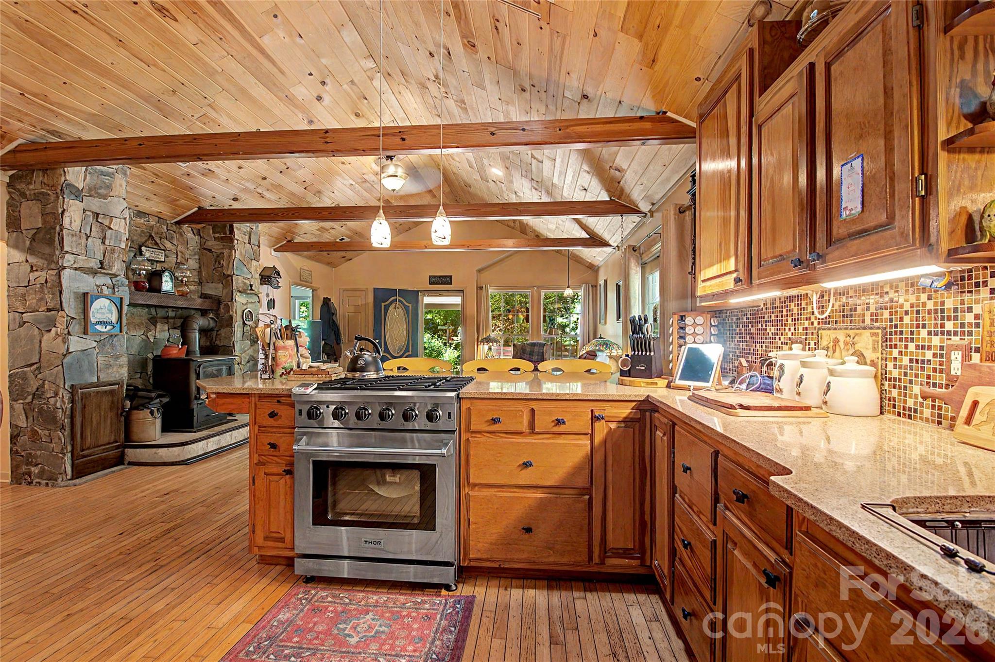 Single Family Residence at 76 Winsome Trail, Hendersonville, photo 17 of 48