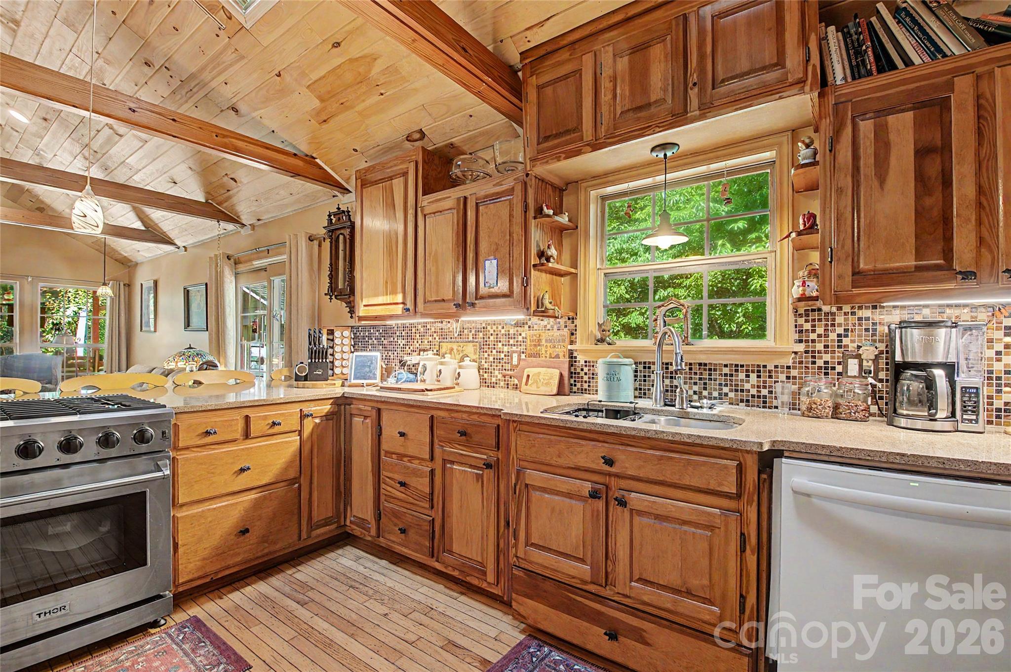 Single Family Residence at 76 Winsome Trail, Hendersonville, photo 18 of 48