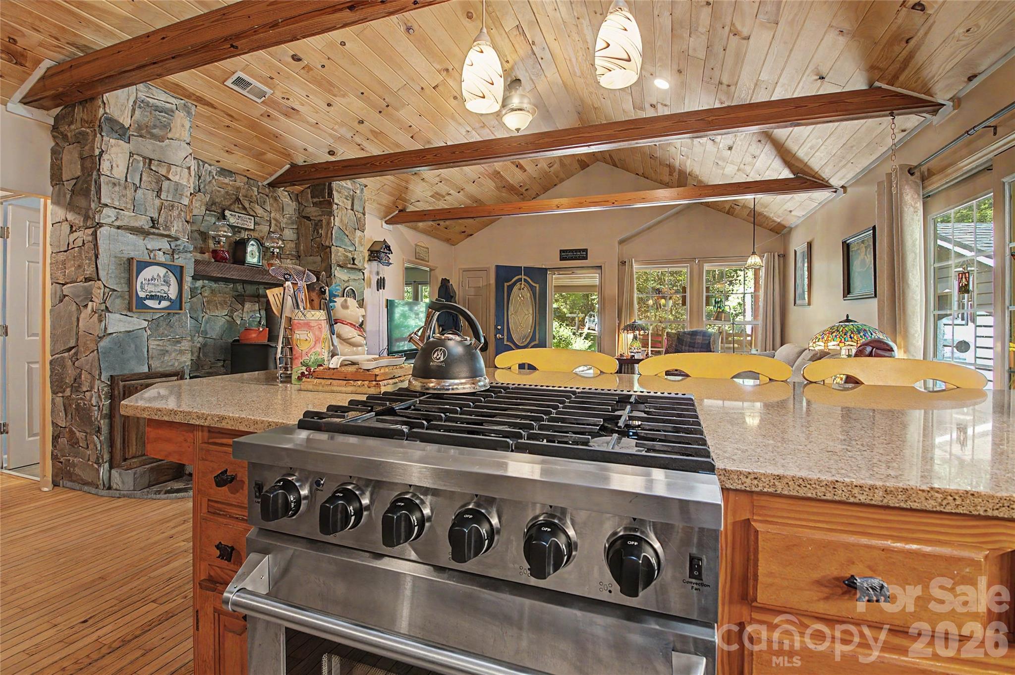 Single Family Residence at 76 Winsome Trail, Hendersonville, photo 20 of 48
