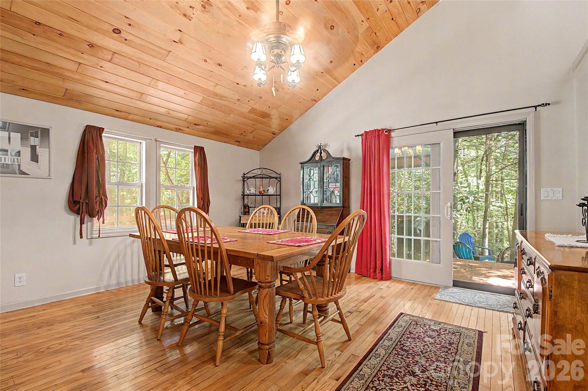 Single Family Residence at 76 Winsome Trail, Hendersonville, photo 24 of 48