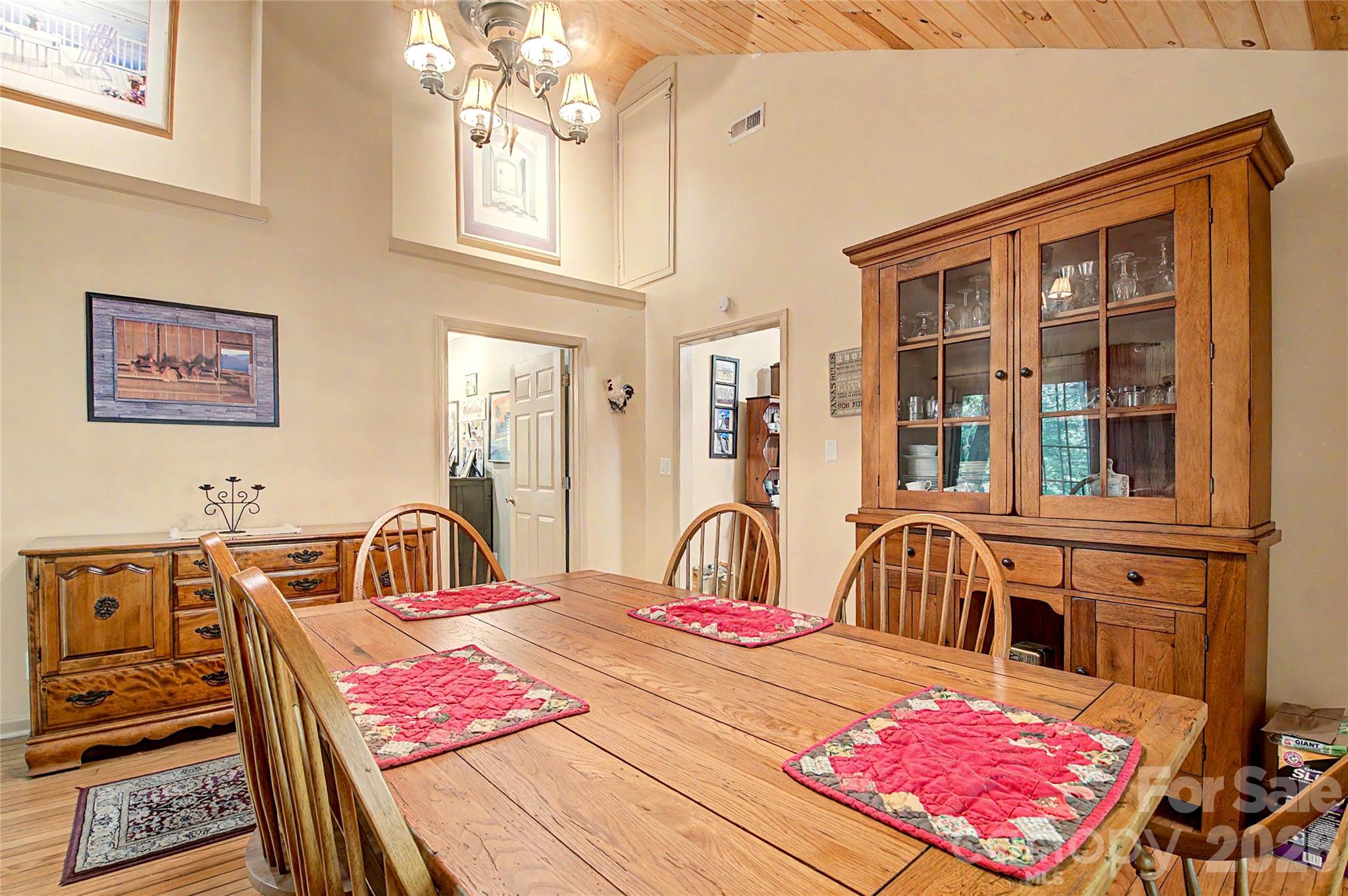 Single Family Residence at 76 Winsome Trail, Hendersonville, photo 26 of 48
