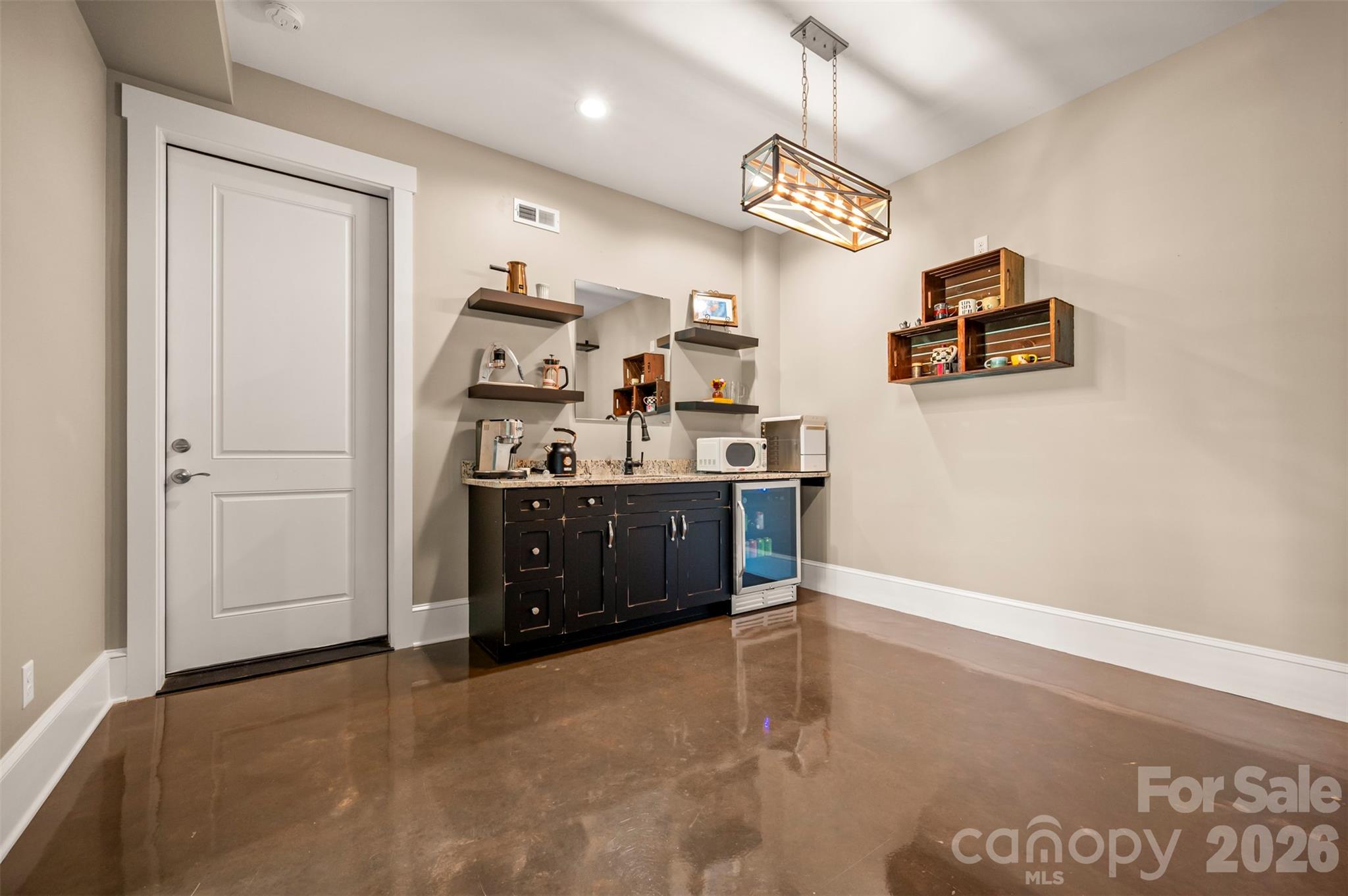 Kitchenette in lower level - 398 Mapleton Lane, Columbus
