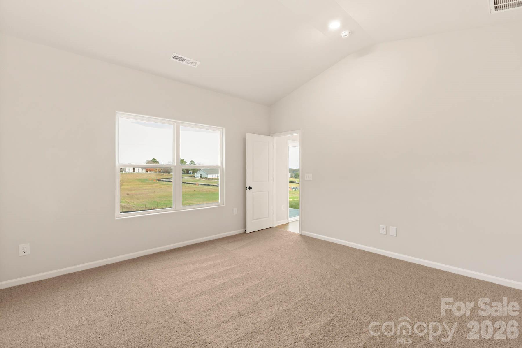 Single Family Residence at 421 Robindale Court, Winston Salem, photo 12 of 23