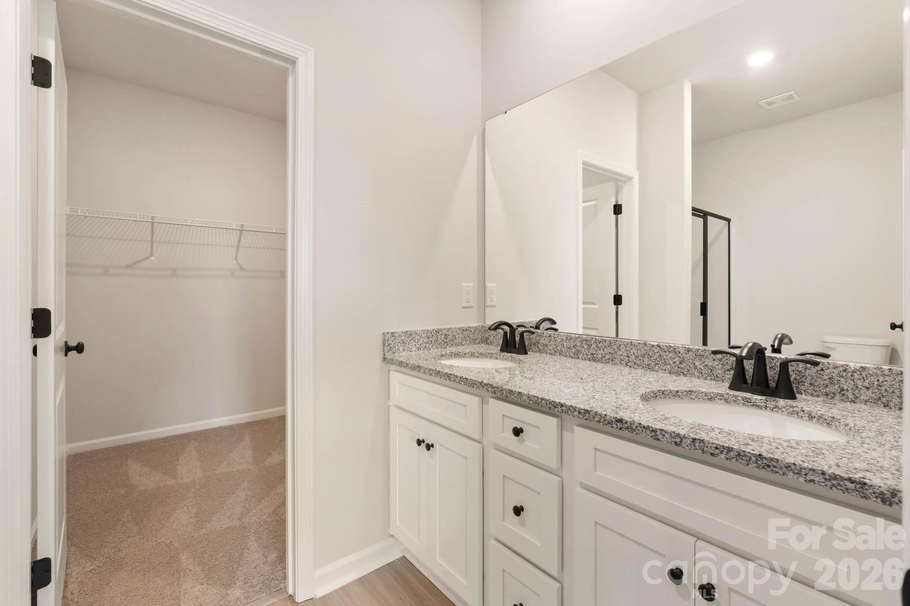 Single Family Residence at 421 Robindale Court, Winston Salem, photo 14 of 23