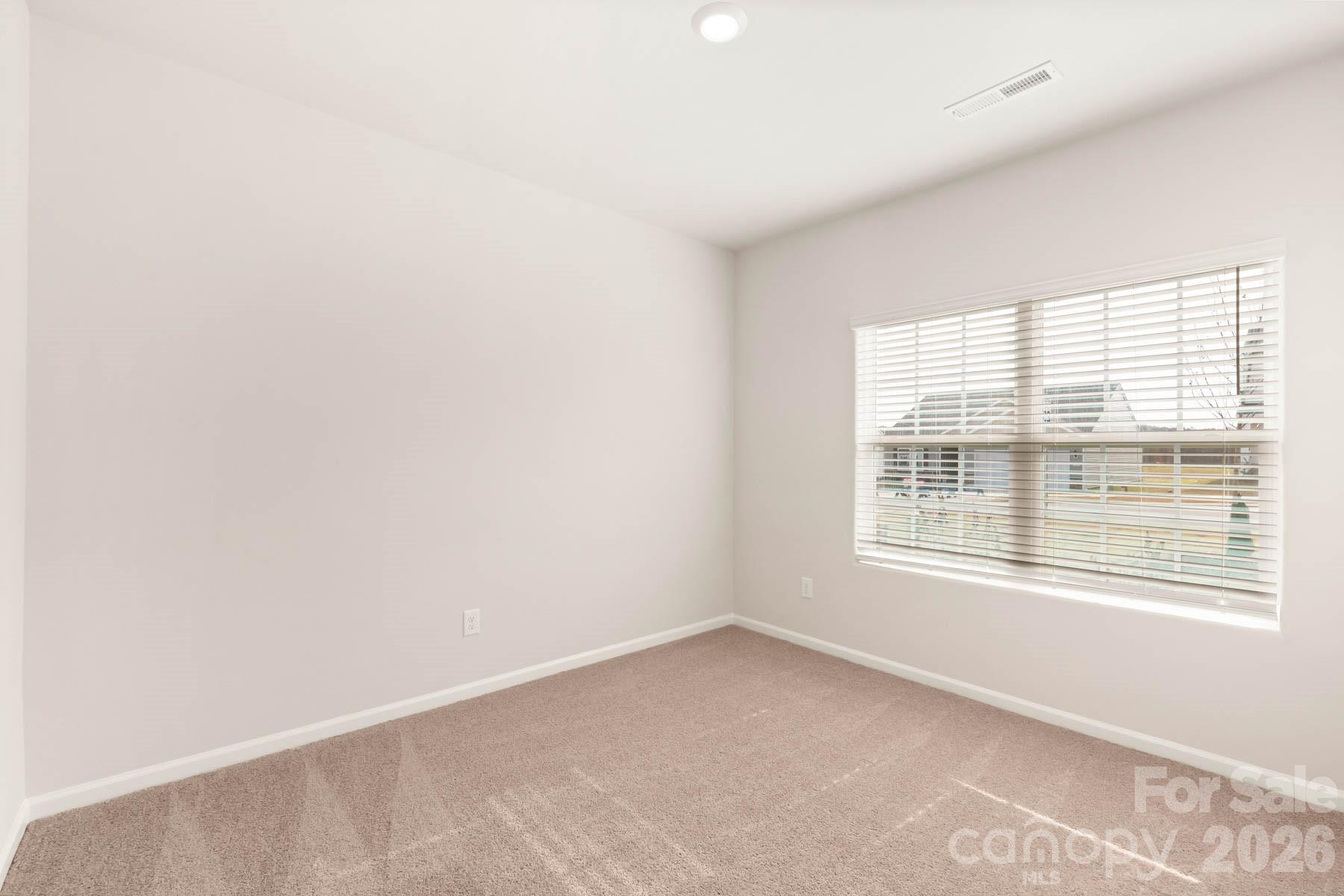 Single Family Residence at 421 Robindale Court, Winston Salem, photo 17 of 23