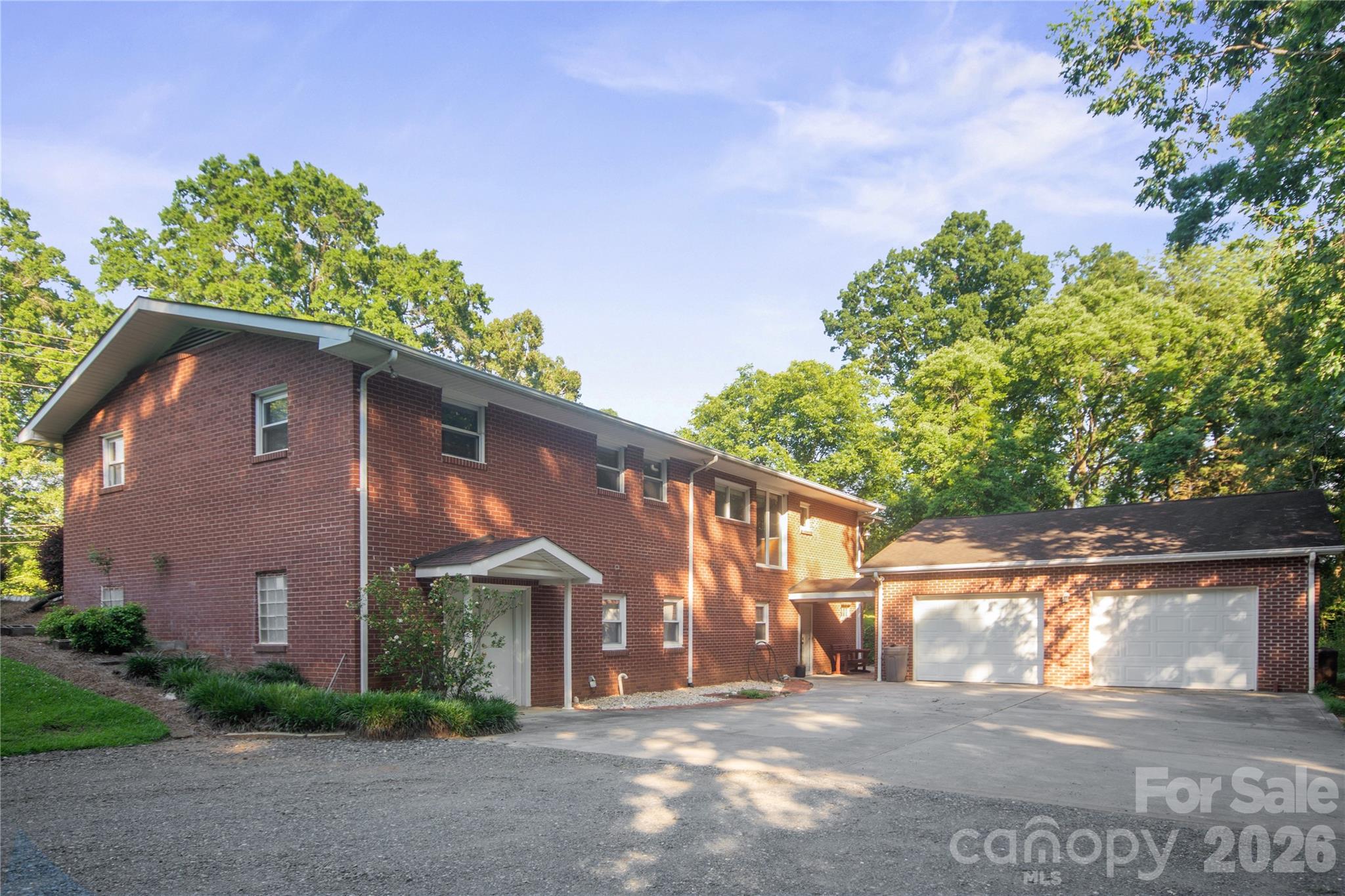 Single Family Residence at 3303 Pikeview Road, Fort Mill, photo 10 of 34