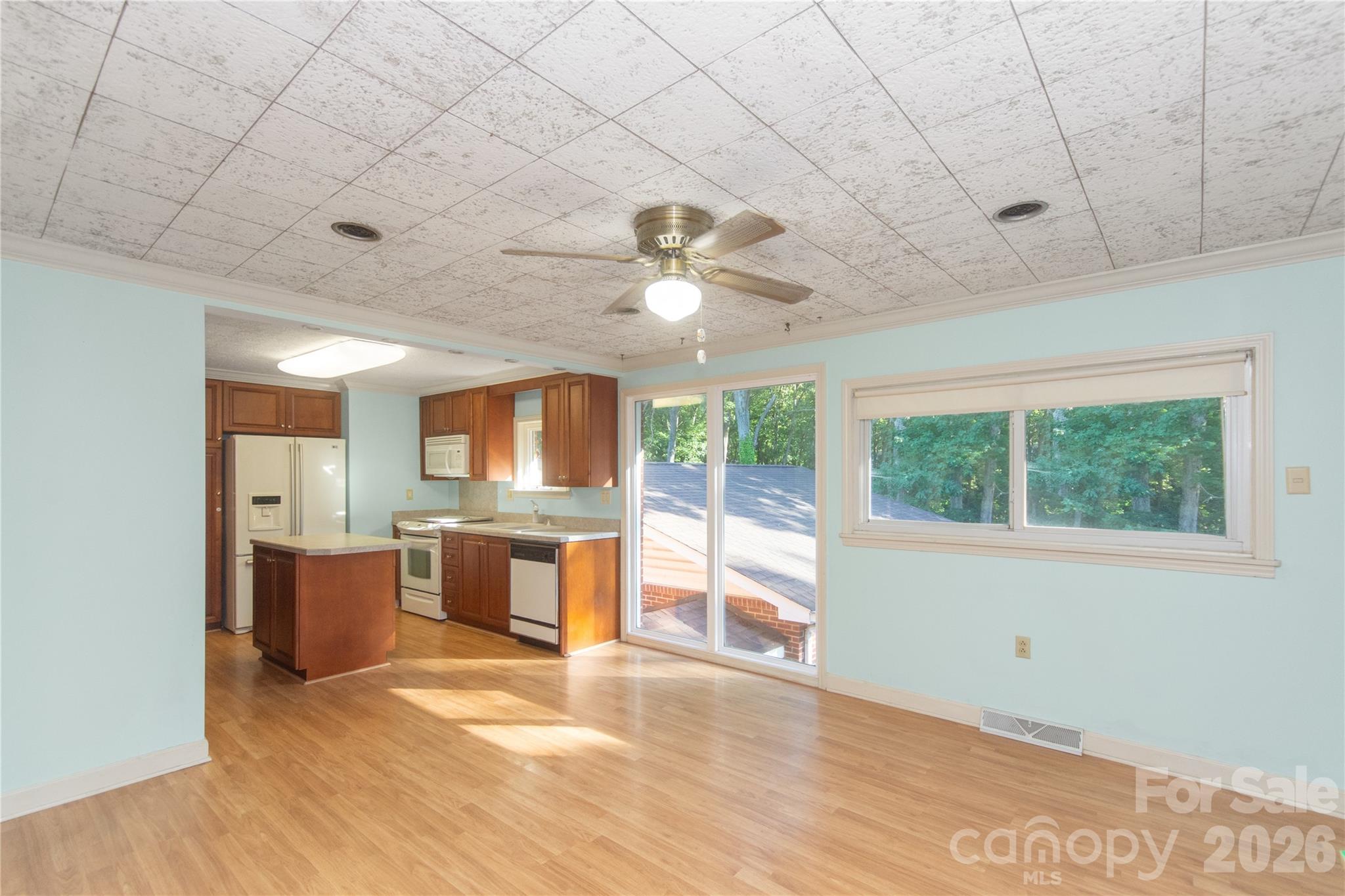 Single Family Residence at 3303 Pikeview Road, Fort Mill, photo 12 of 34