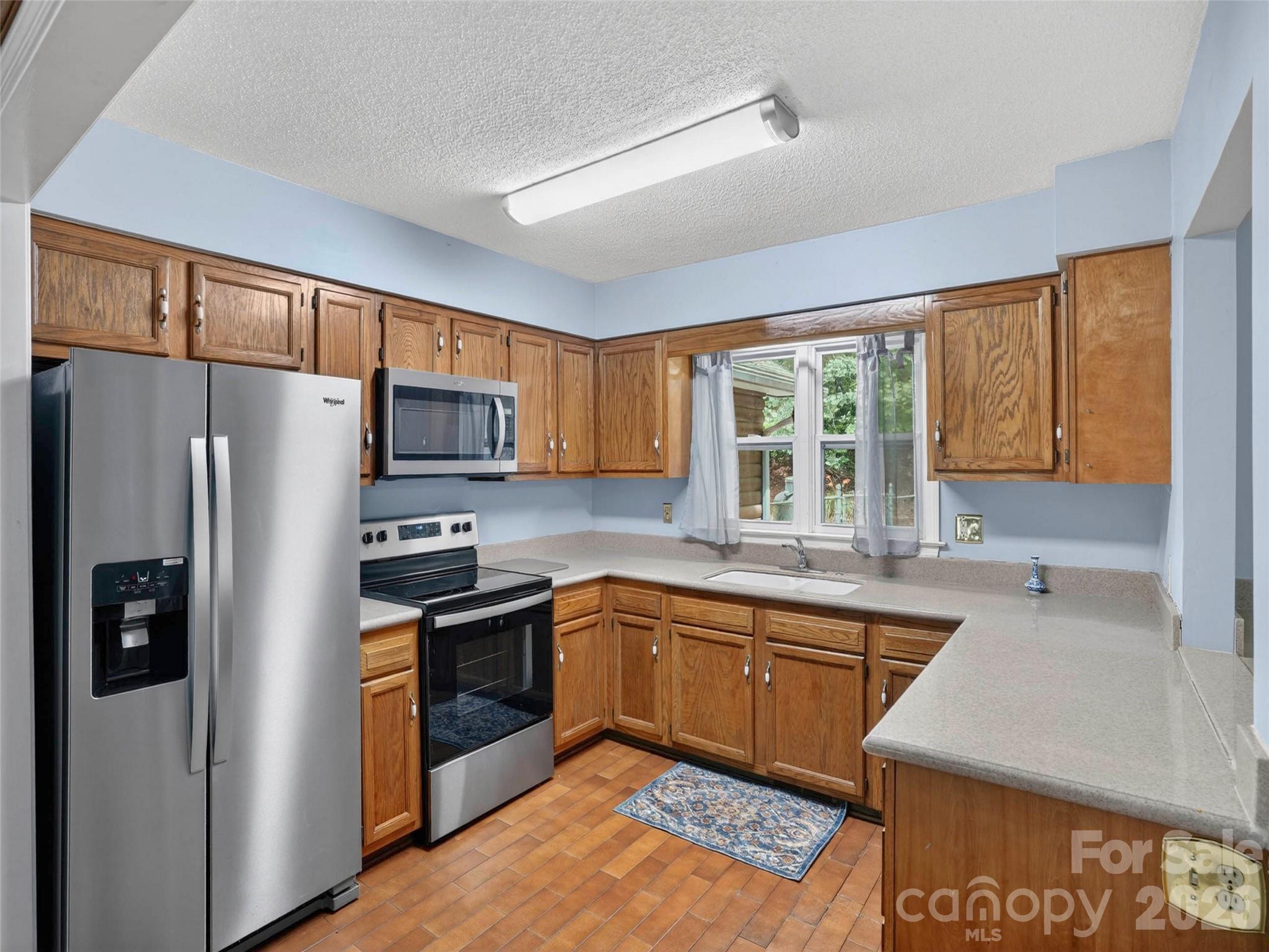 Single Family Residence at 743 Kyles Creek Road, Hendersonville, photo 22 of 48