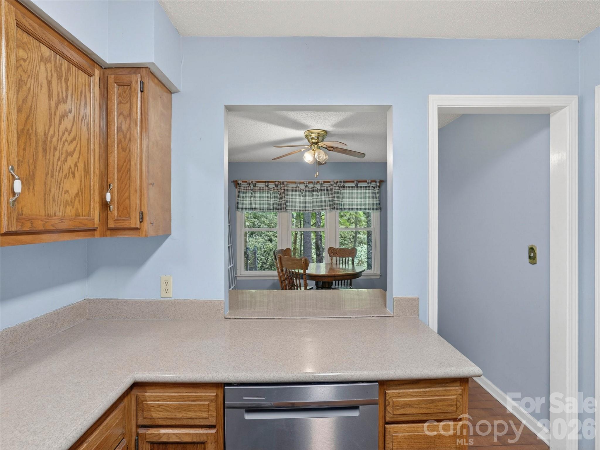 Single Family Residence at 743 Kyles Creek Road, Hendersonville, photo 23 of 48