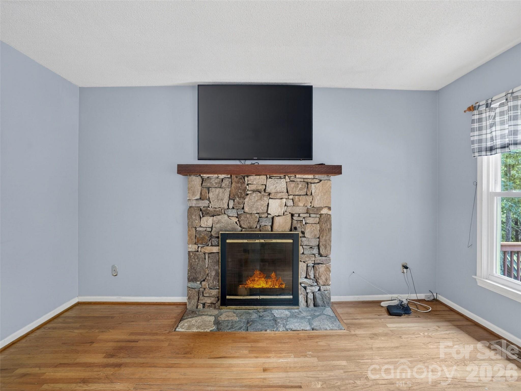 Single Family Residence at 743 Kyles Creek Road, Hendersonville, photo 31 of 48