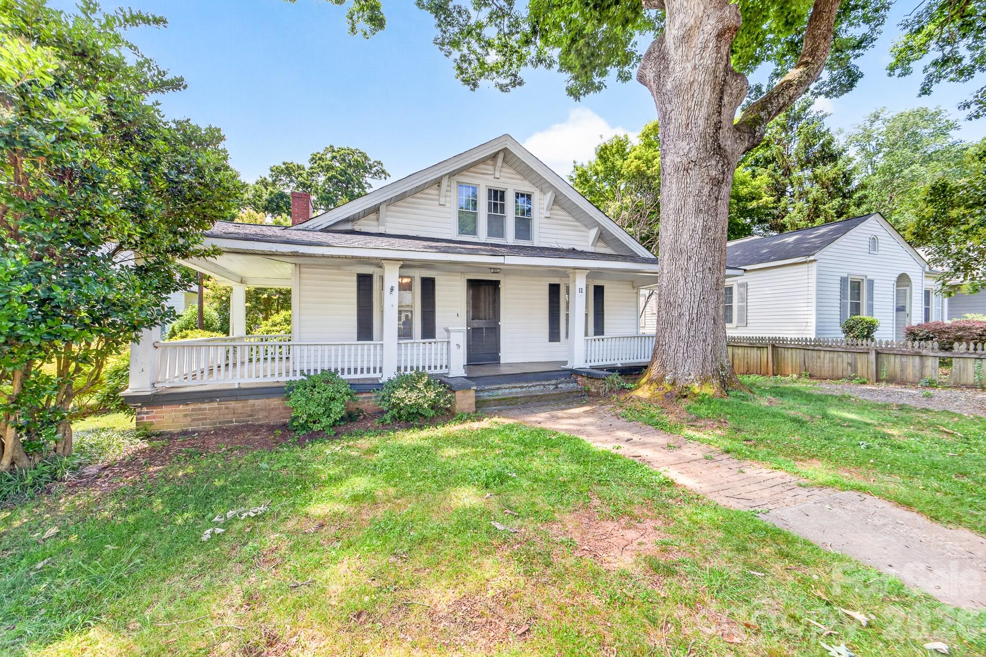 Single Family Residence at 11 Cedar Street, Belmont, photo 2 of 37