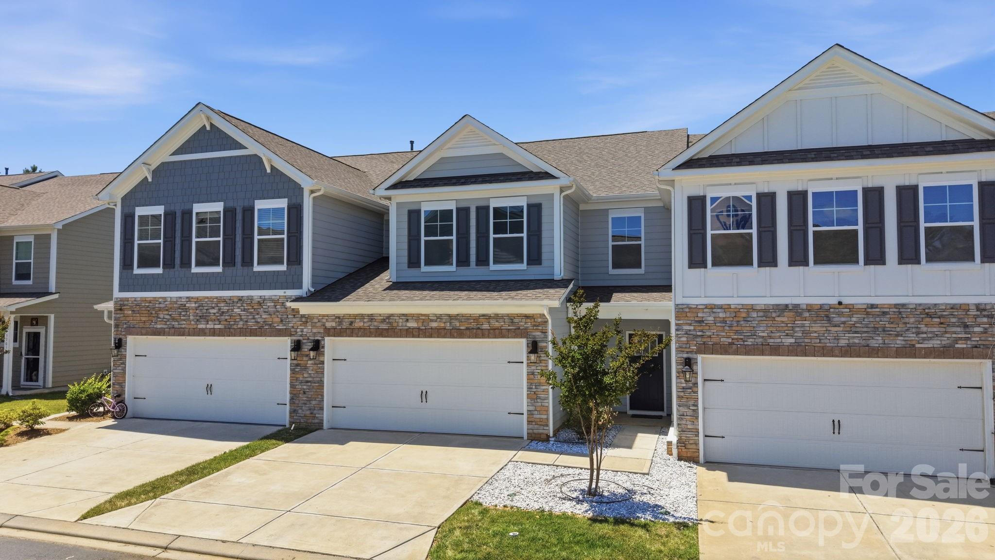 Townhouse at 3911 Fairlady Lane, Fort Mill, photo 35 of 39
