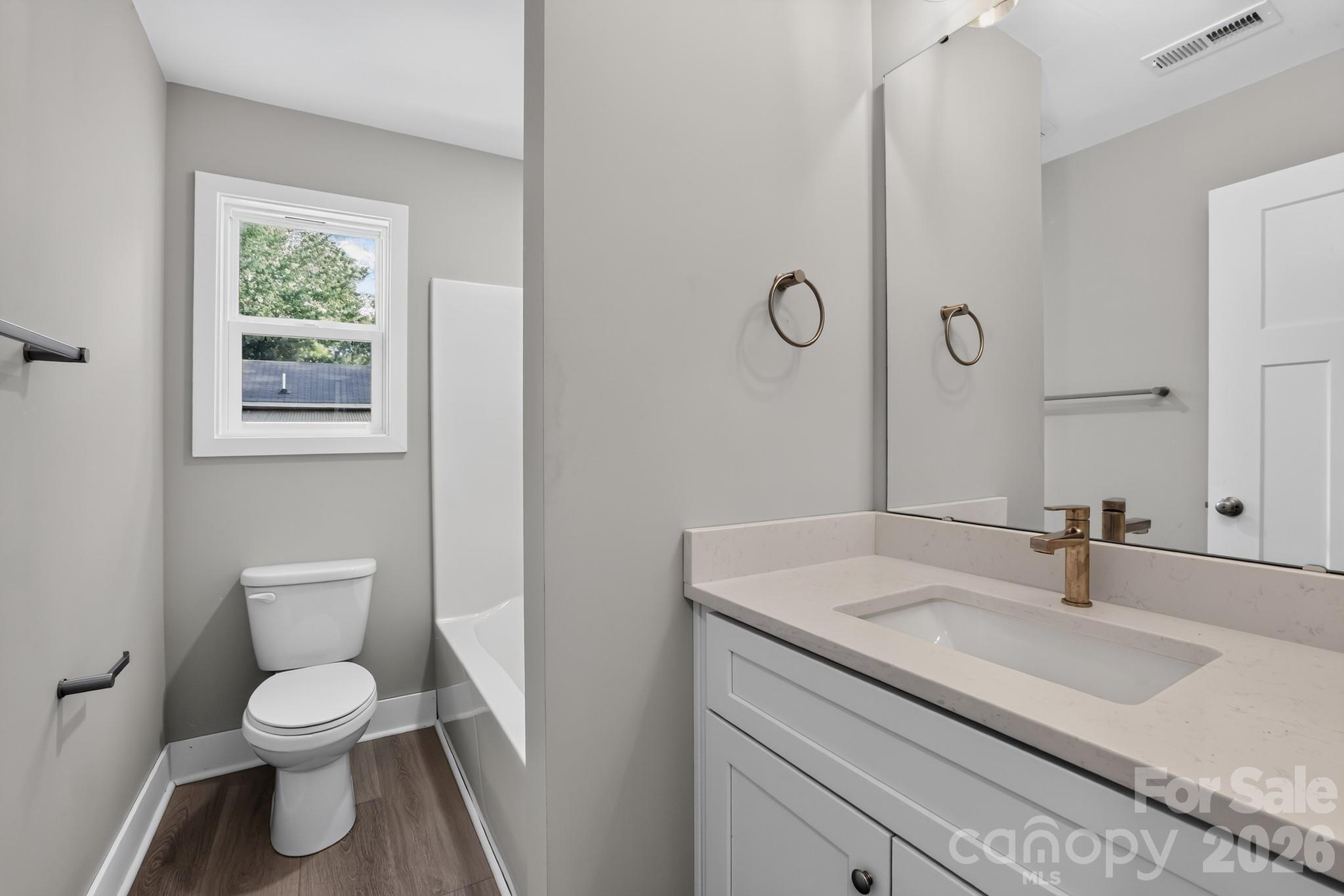 Full bath (secondary) - 157 Third Street E, Gaffney