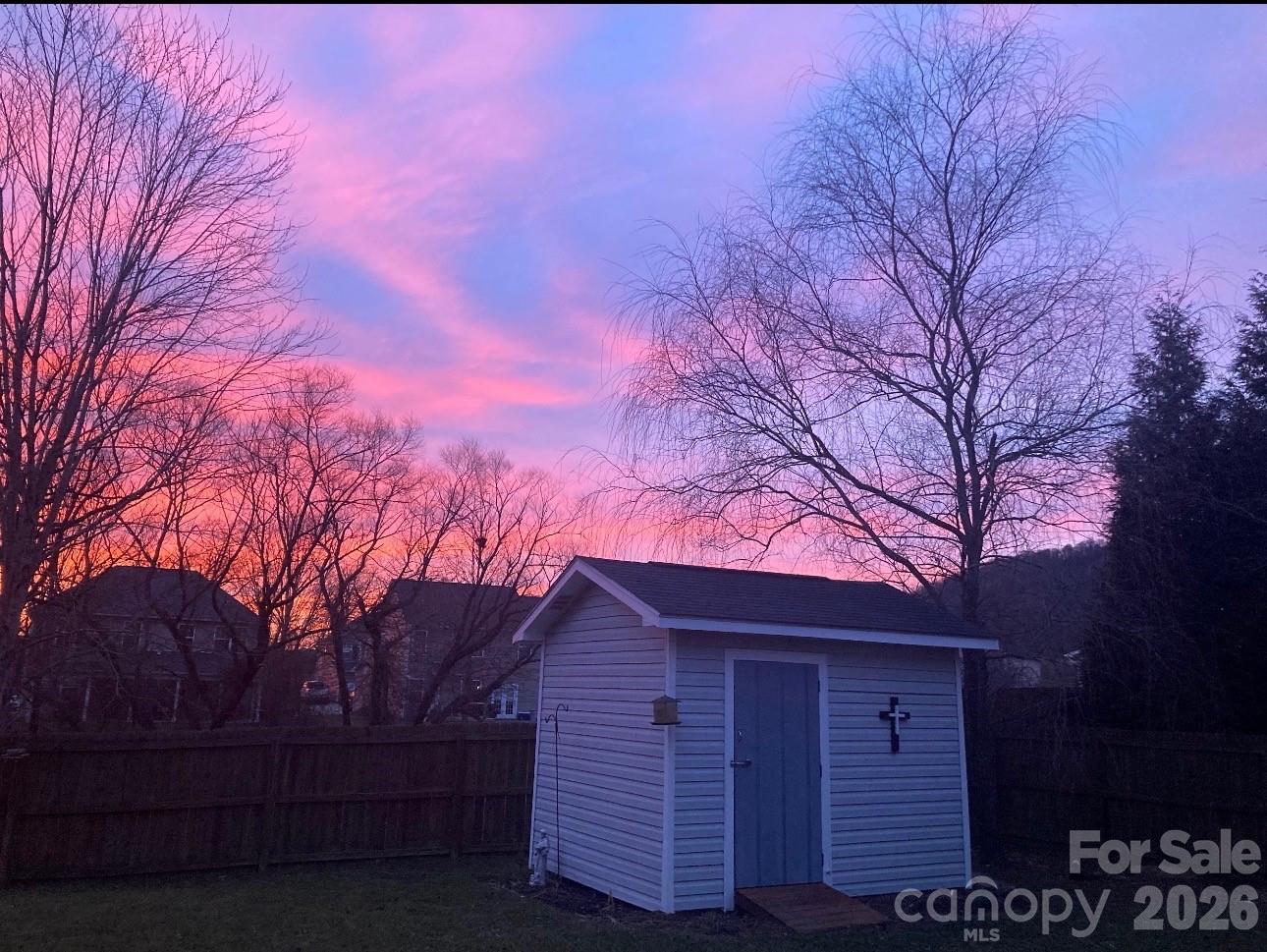 Natural beauty captured by the owners - 266 Wildbriar Road, Fletcher