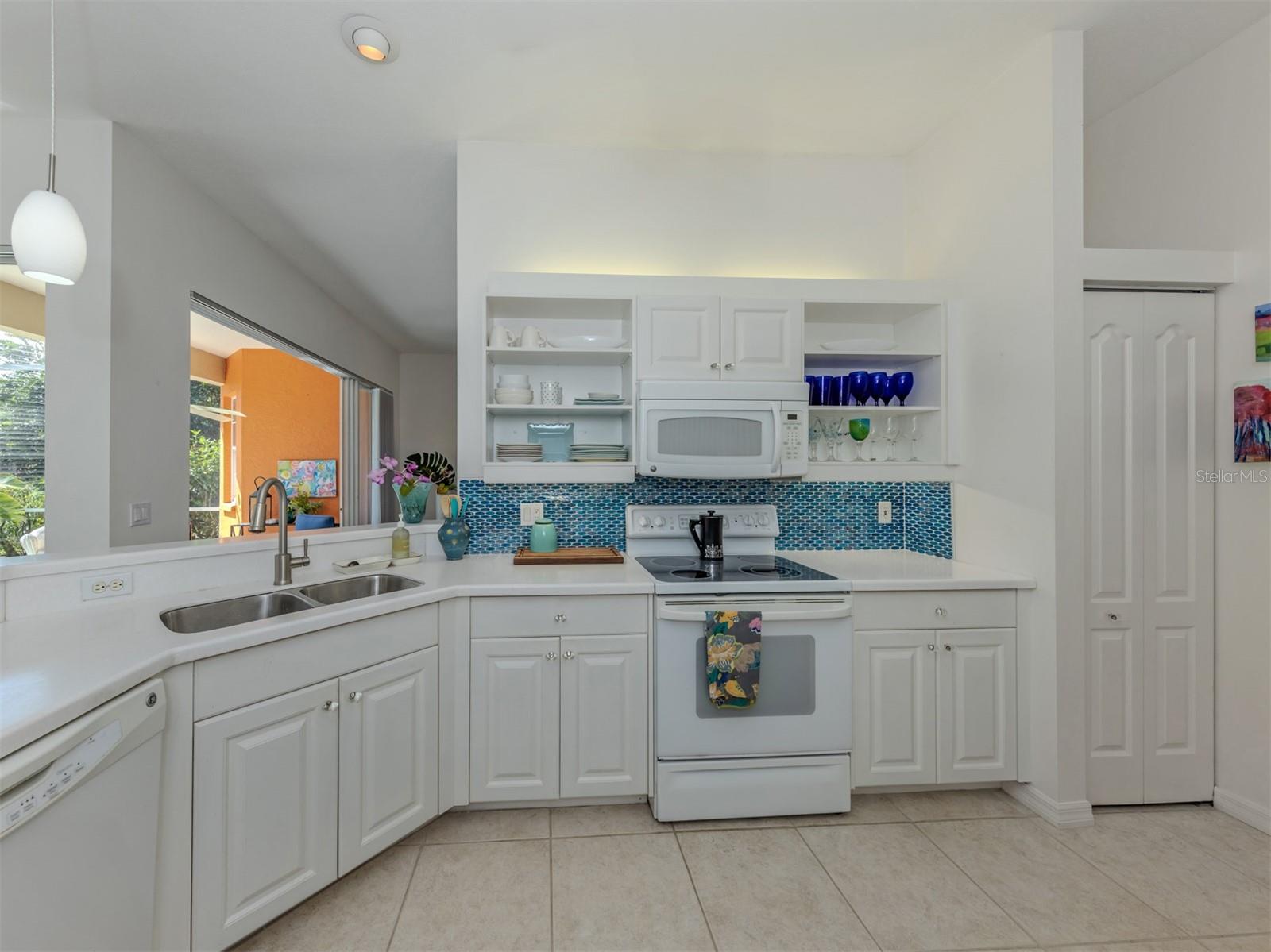 Single Family Residence at 905 BRAMLEY CT #9, VENICE, photo 14 of 60