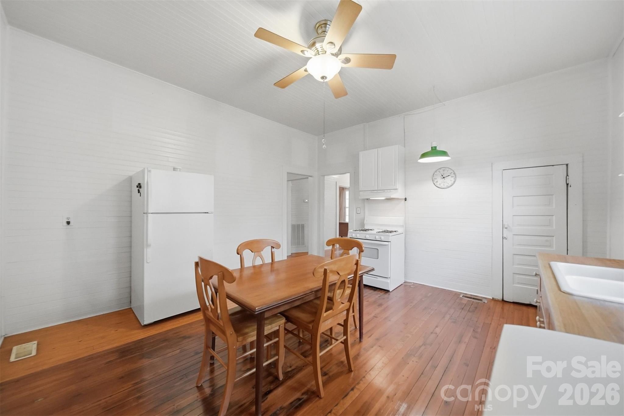 25 Central Avenue