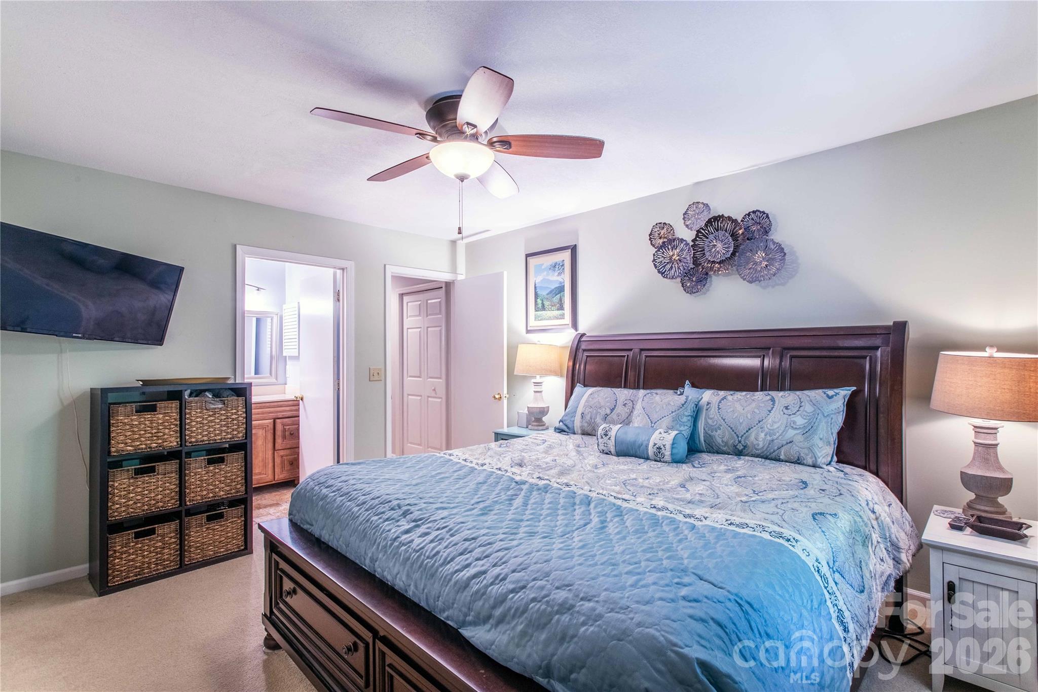 Condominium at 3A Cedarwood Drive, Asheville, photo 13 of 28