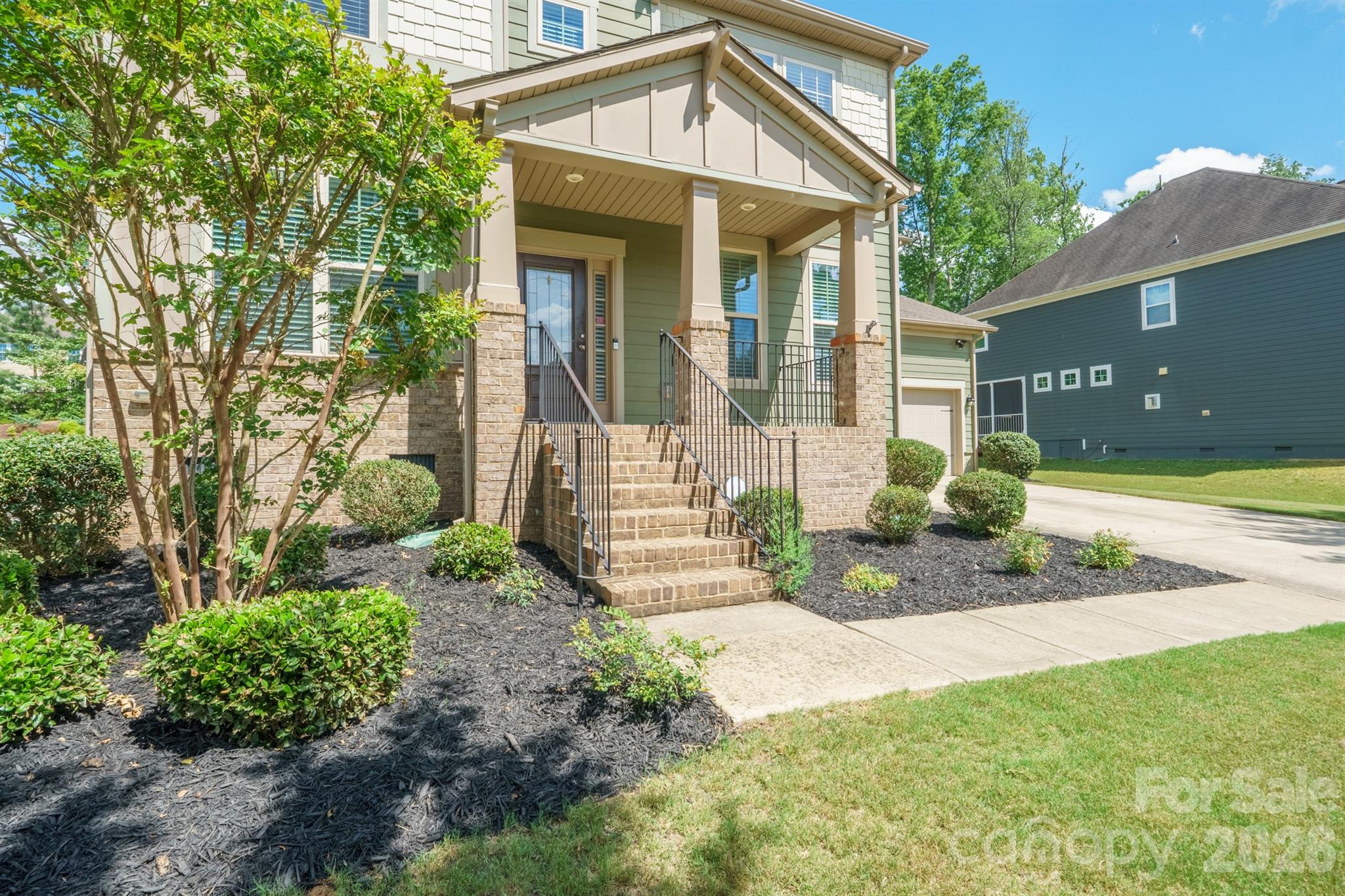 Single Family Residence at 2440 Surveyor General Drive, Waxhaw, photo 3 of 43
