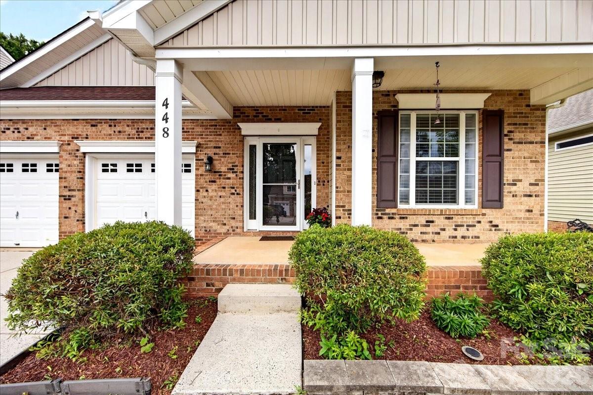 Single Family Residence at 448 Anvil Draw Place, Rock Hill, photo 3 of 45