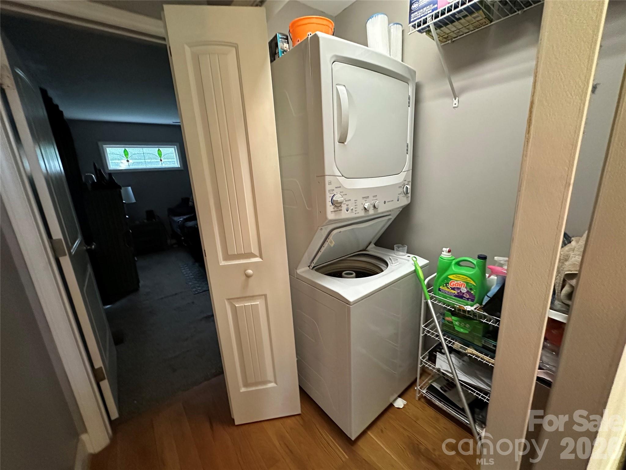 Laundry - 1480 Pine Mountain Drive, Connelly Springs