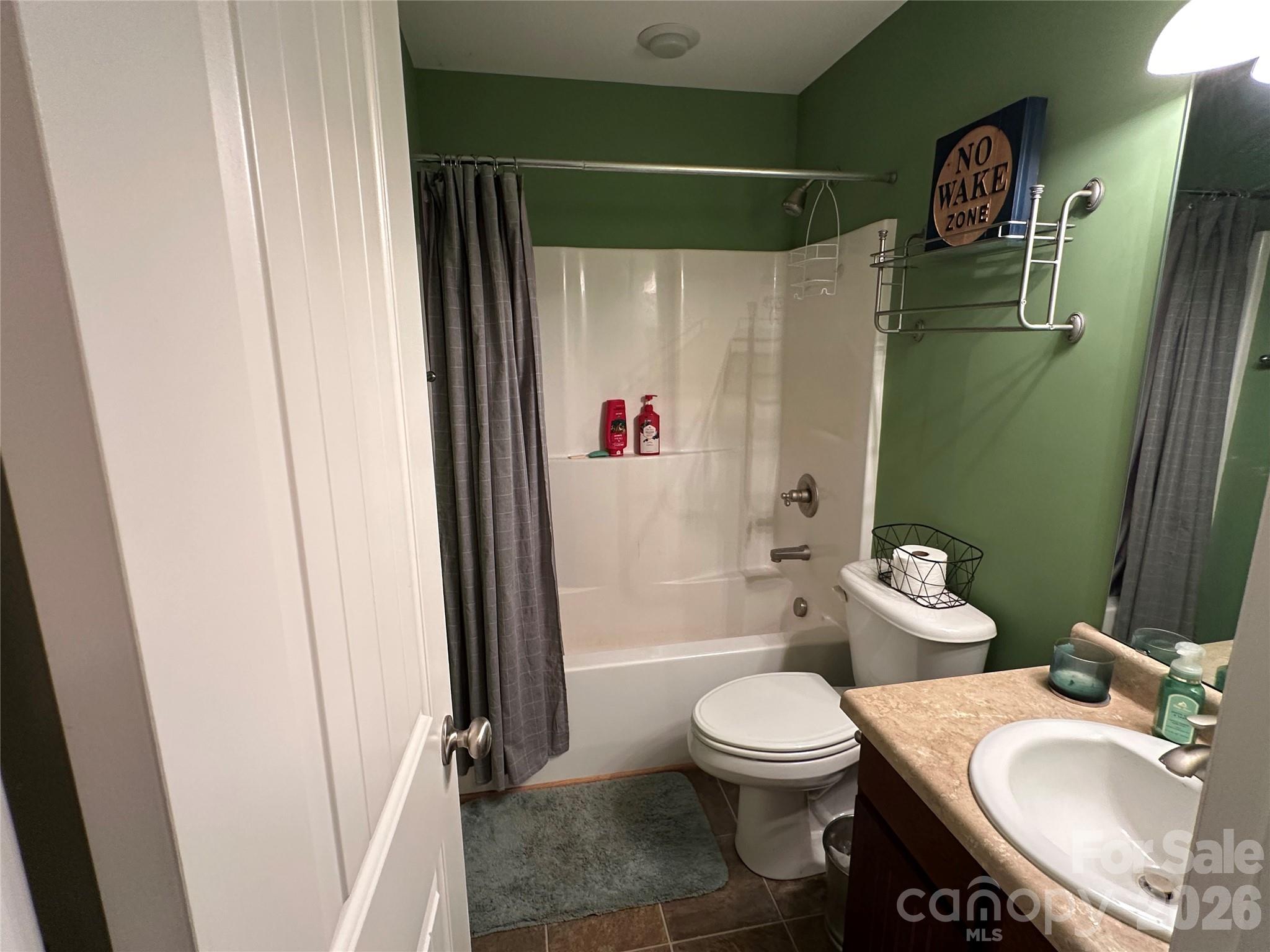 Upstairs Bathroom - 1480 Pine Mountain Drive, Connelly Springs