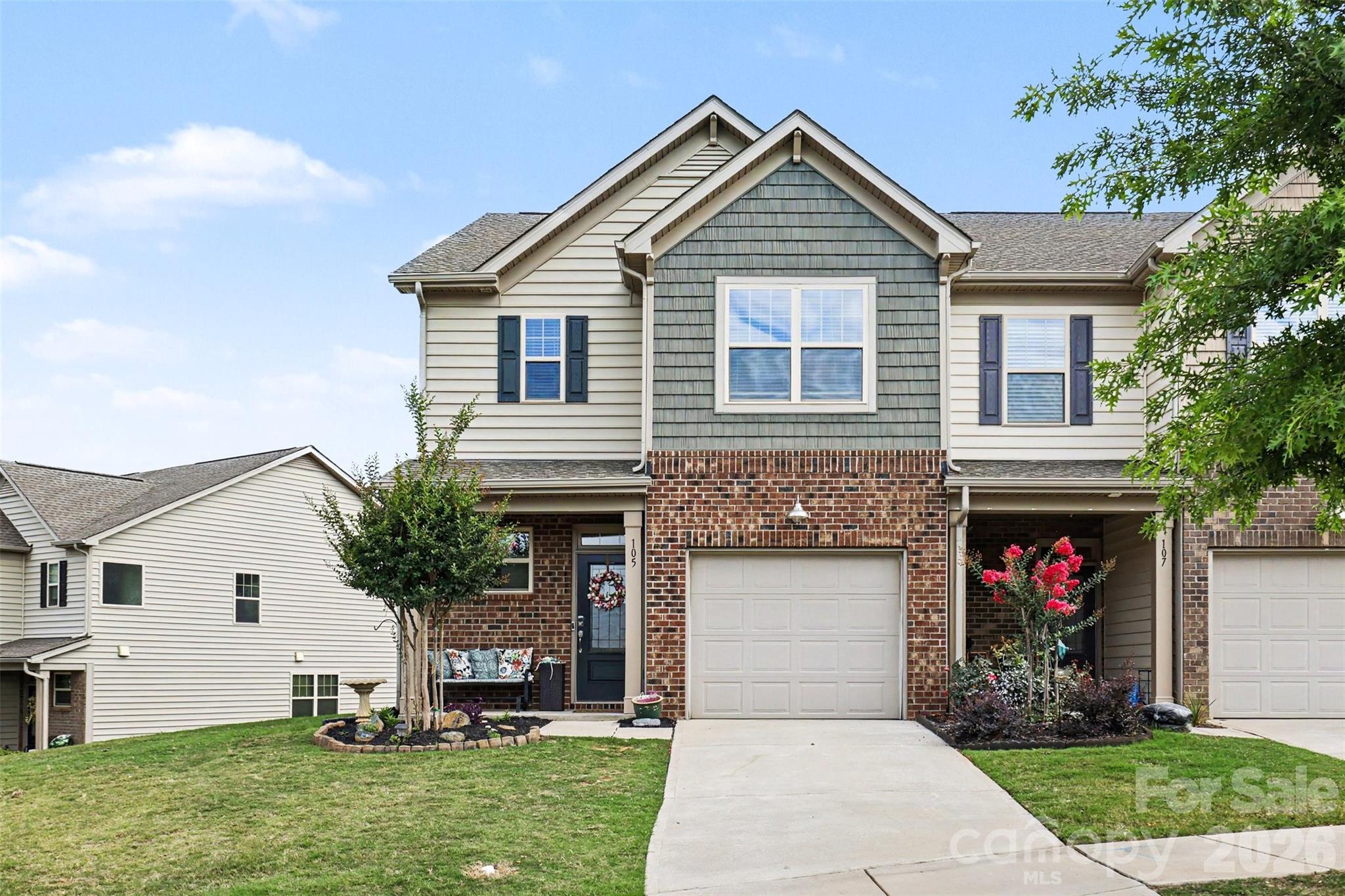 Townhouse at 105 Tigris Trail, Fort Mill, photo 2 of 39