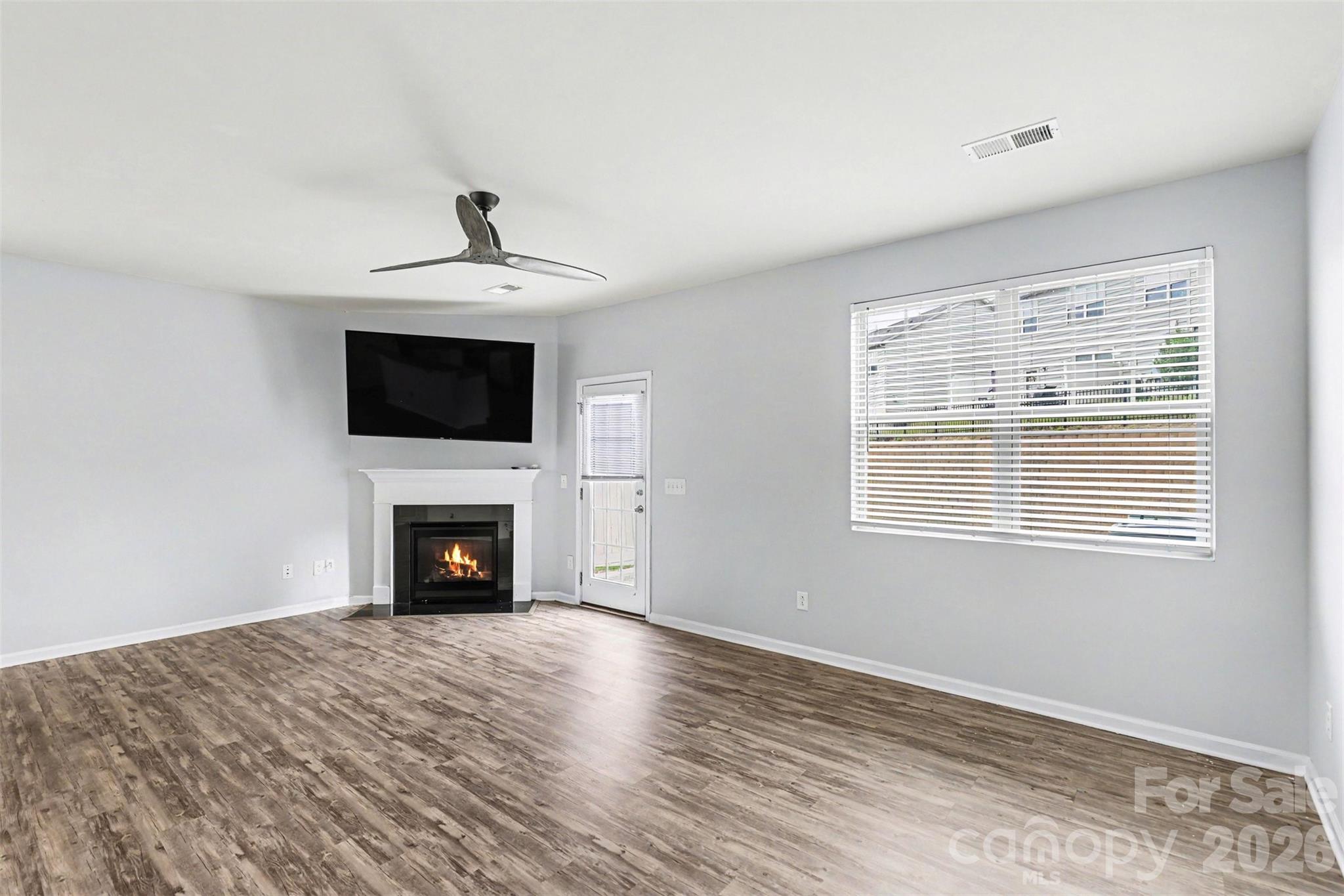 Townhouse at 105 Tigris Trail, Fort Mill, photo 12 of 39
