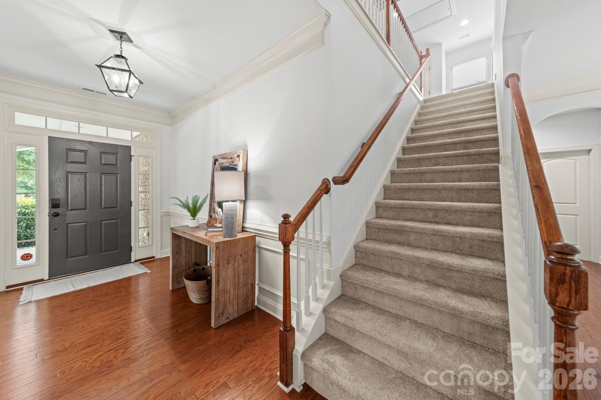 Single Family Residence at 963 Rock Forest Way, Fort Mill, photo 10 of 44