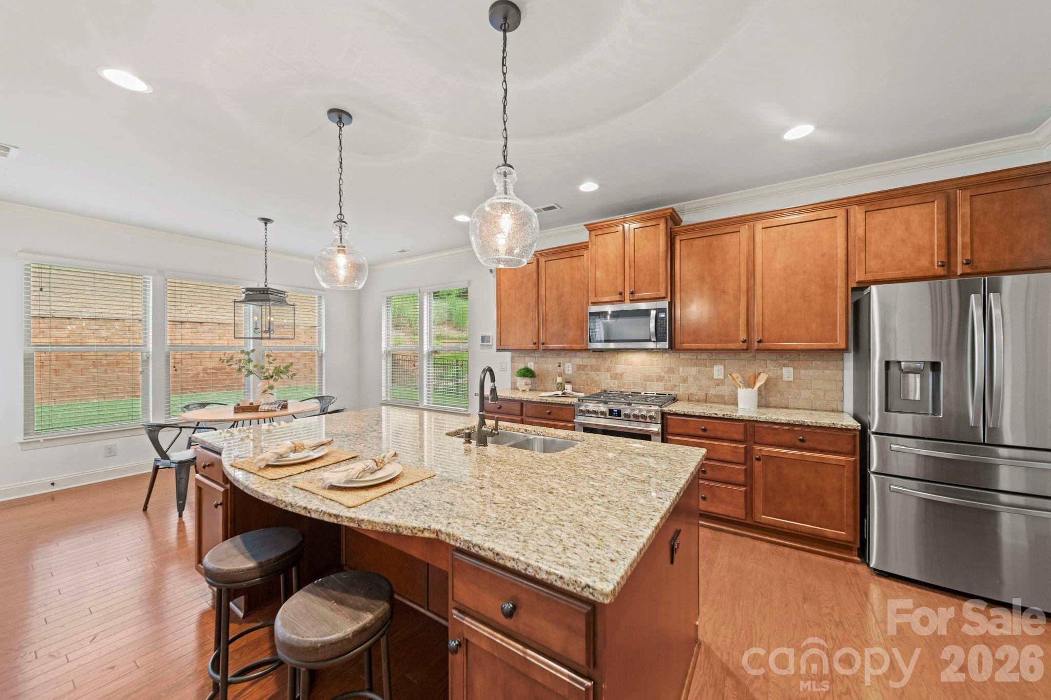 Single Family Residence at 963 Rock Forest Way, Fort Mill, photo 18 of 44