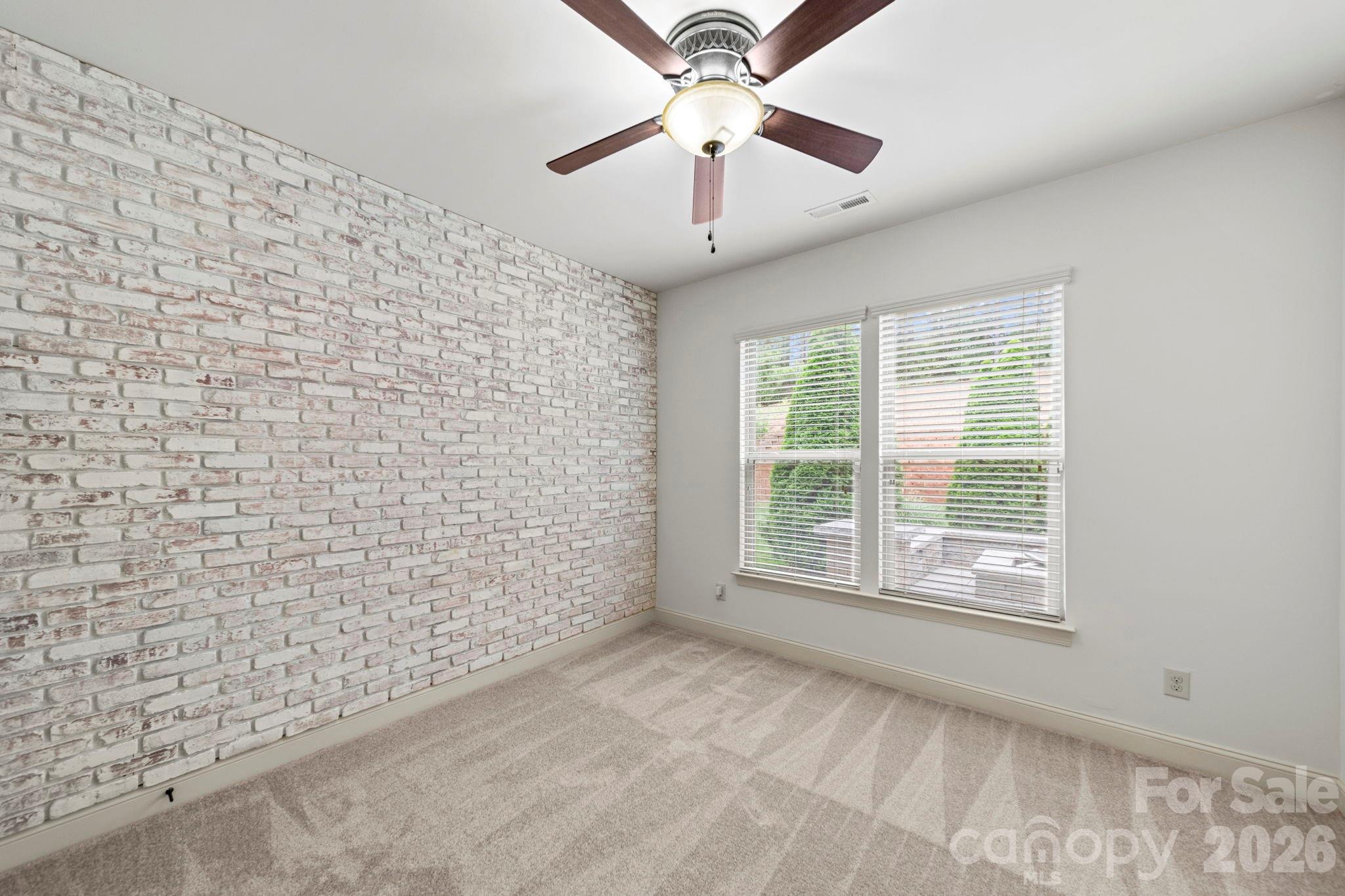 Single Family Residence at 963 Rock Forest Way, Fort Mill, photo 23 of 44