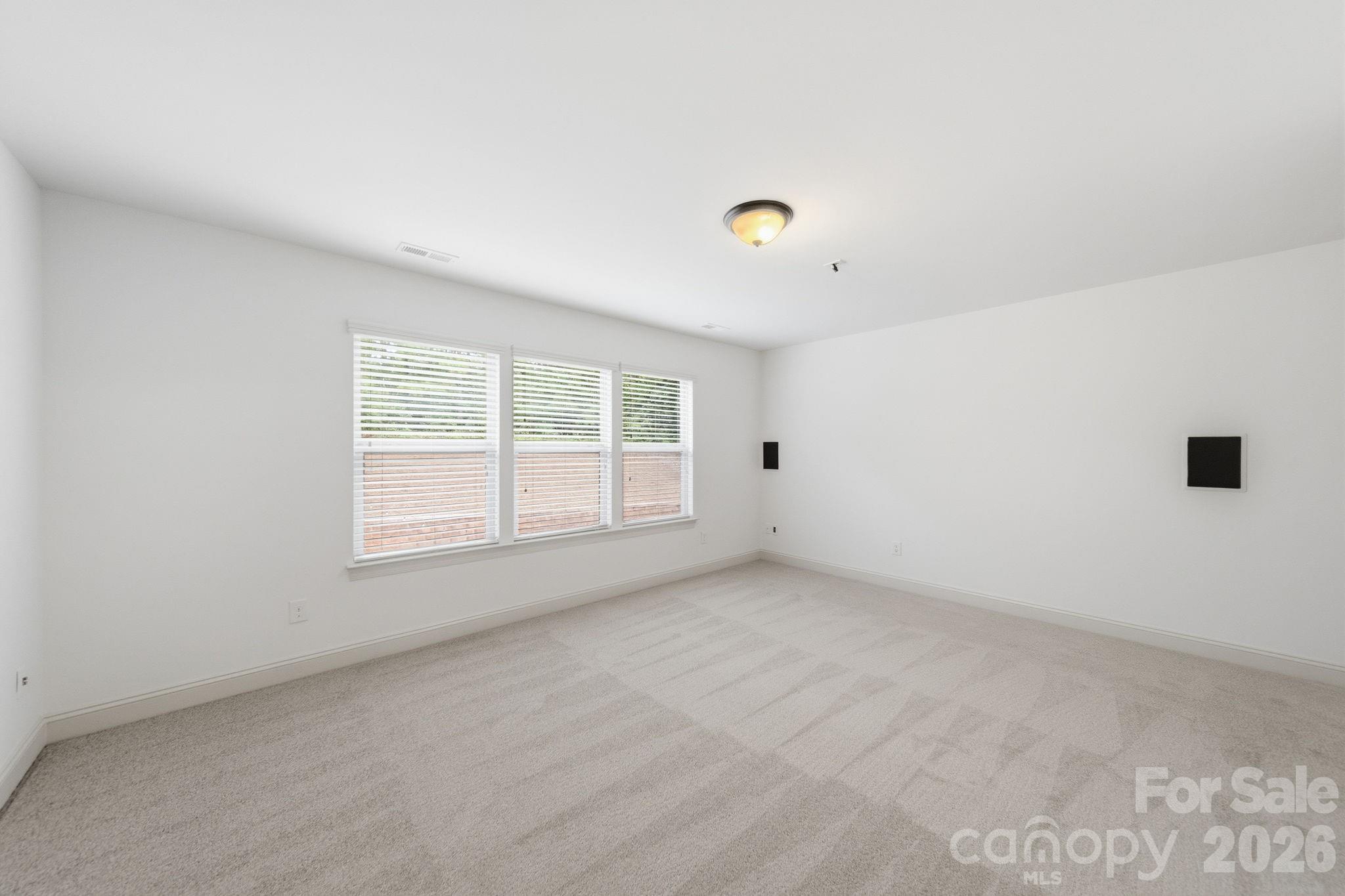 Single Family Residence at 963 Rock Forest Way, Fort Mill, photo 25 of 44