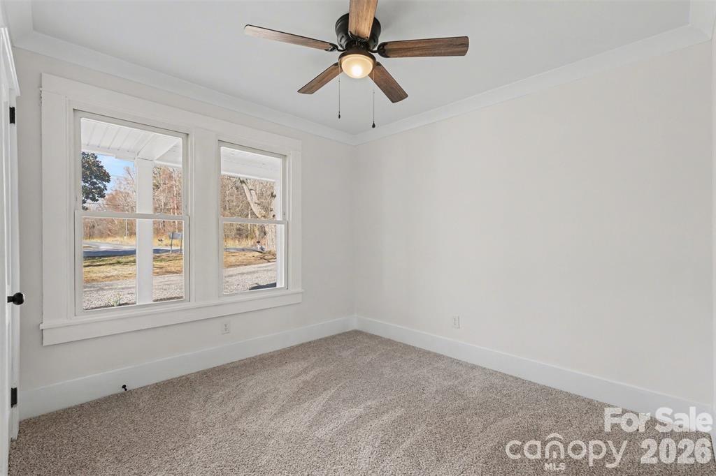 2nd bedroom with plenty of room for a queen bed - 622 Neelys Creek Road, Rock Hill