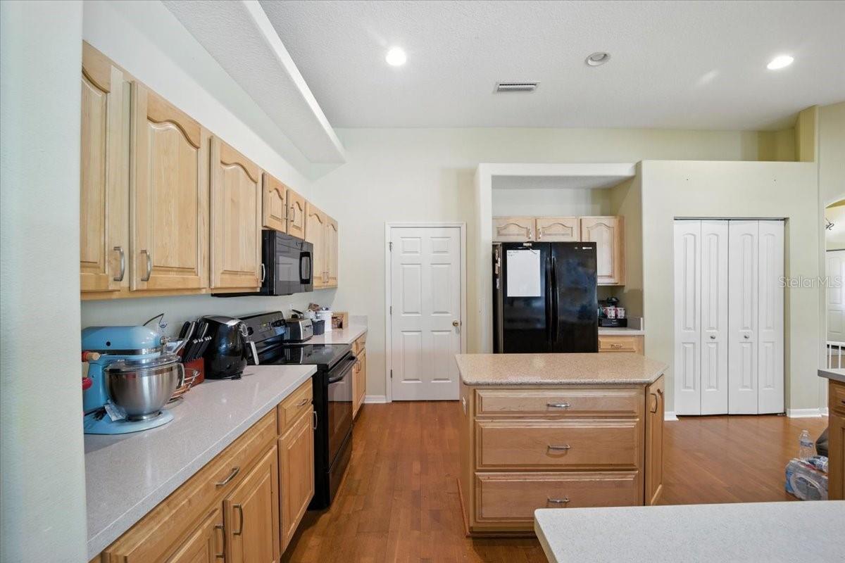 Single Family Residence at 24 LAKESIDE PL W, PALM COAST, photo 14 of 47