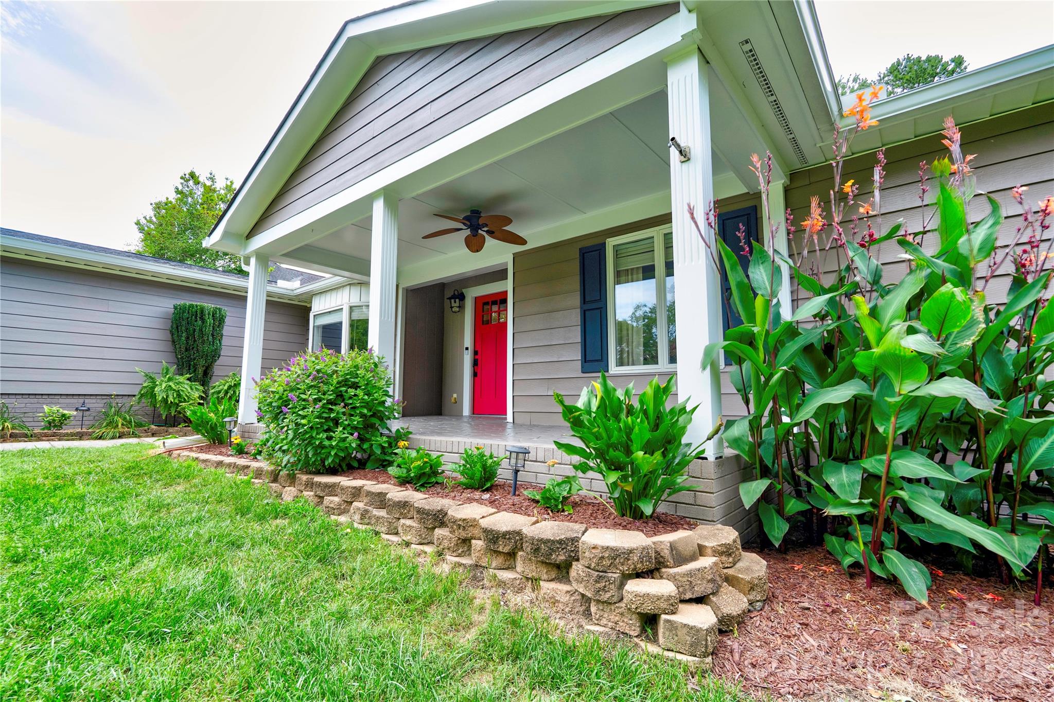 Single Family Residence at 104 Doral Court, Kings Mountain, photo 43 of 58
