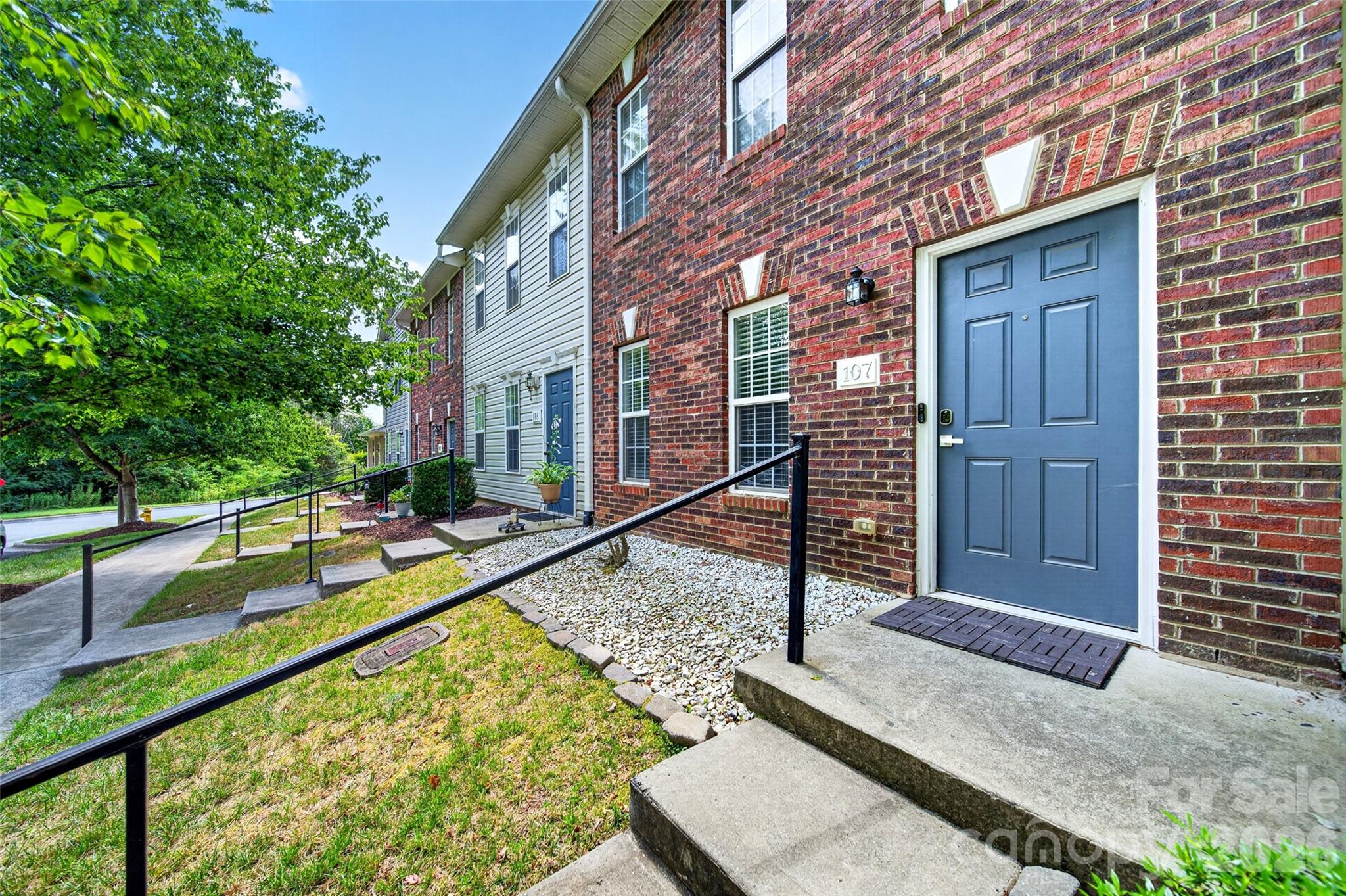Condominium at 140 Locomotive Lane, Mooresville, photo 2 of 30