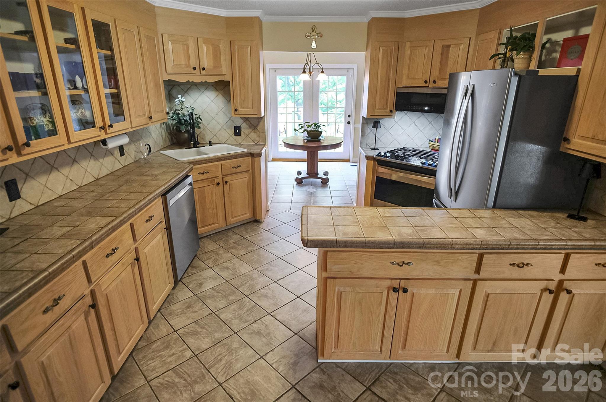 Single Family Residence at 104 Doral Court, Kings Mountain, photo 22 of 58