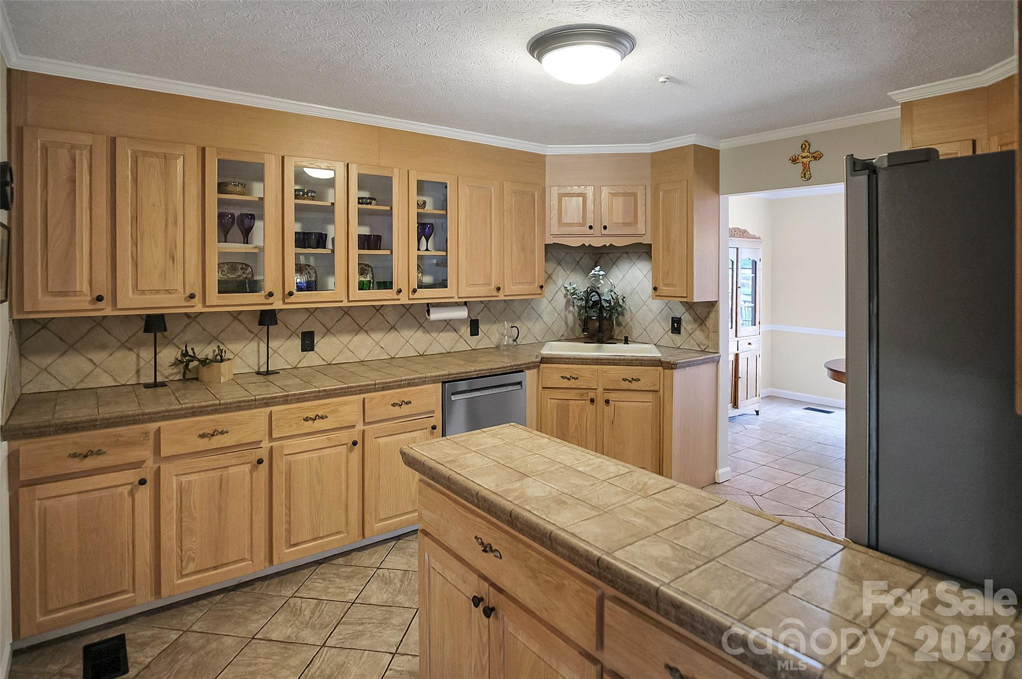 Single Family Residence at 104 Doral Court, Kings Mountain, photo 23 of 58
