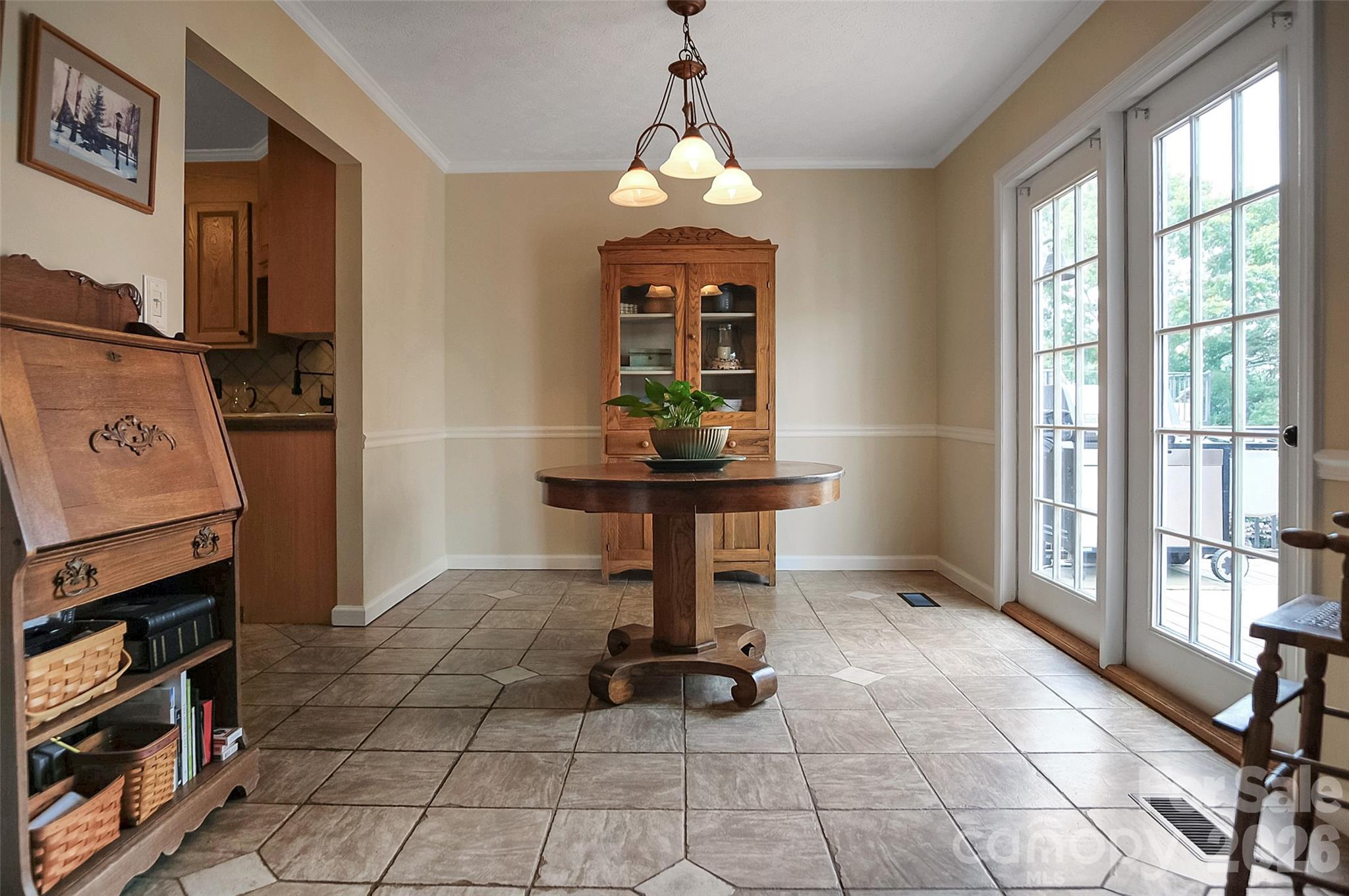 Single Family Residence at 104 Doral Court, Kings Mountain, photo 27 of 58