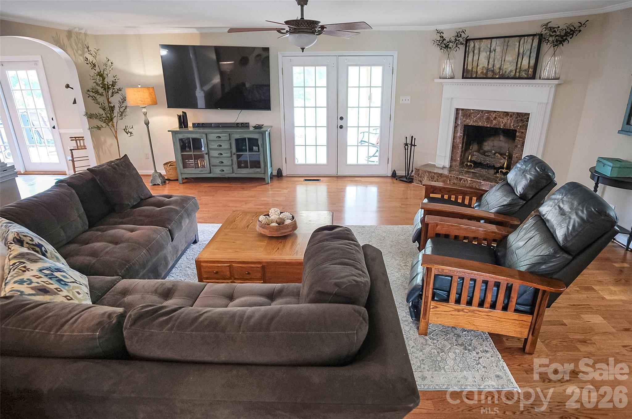 Single Family Residence at 104 Doral Court, Kings Mountain, photo 14 of 58