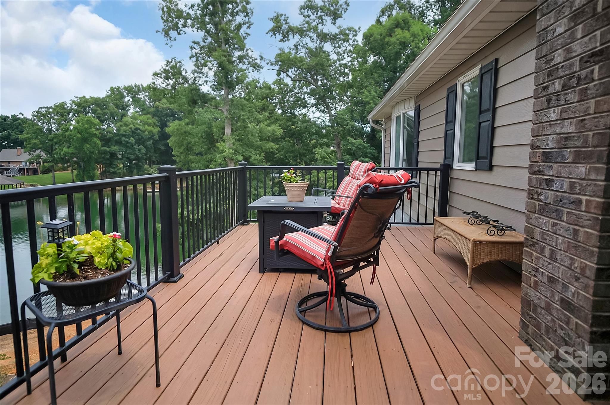 Single Family Residence at 104 Doral Court, Kings Mountain, photo 41 of 58