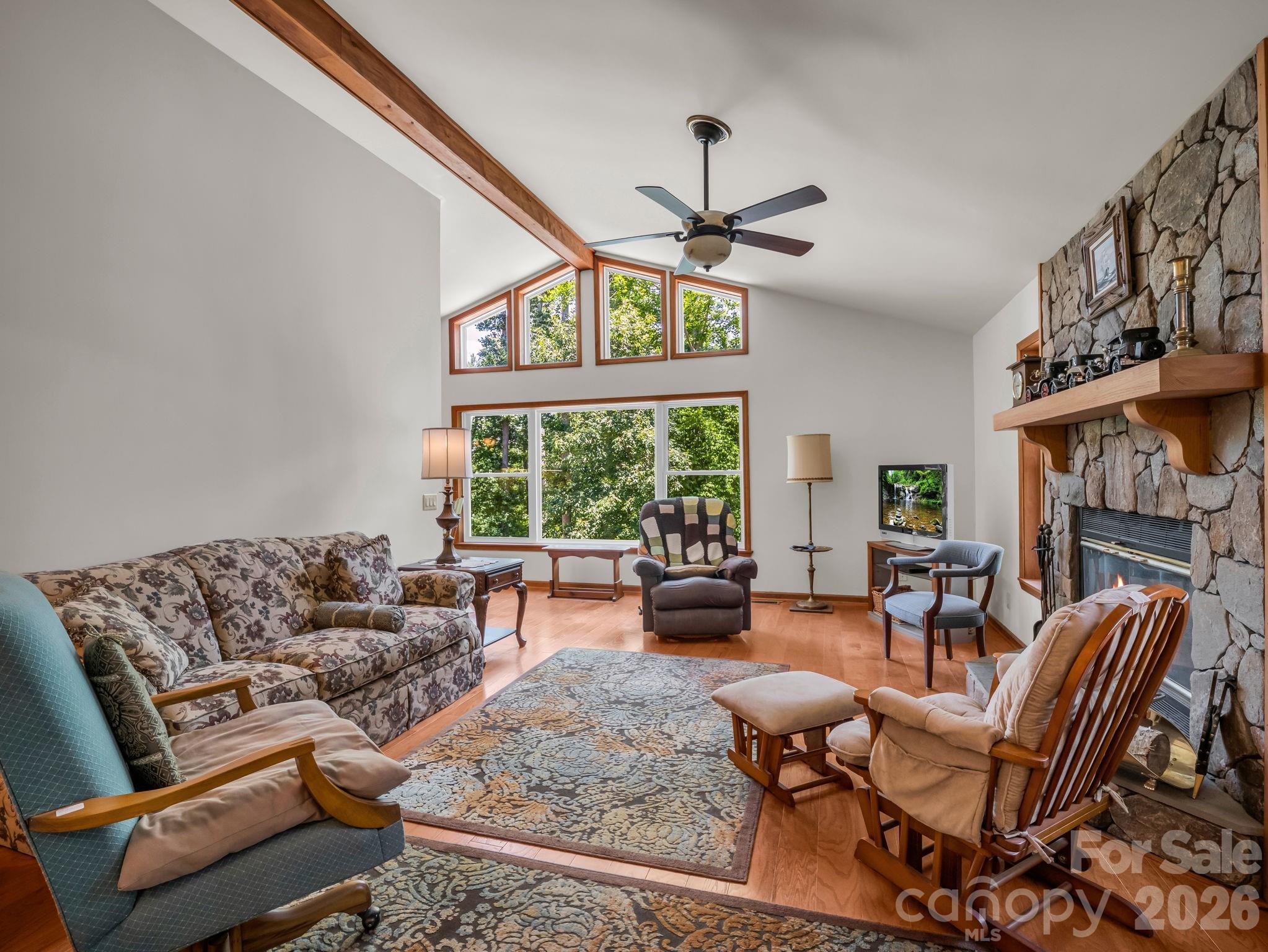 Single Family Residence at 1943 Landrum Road, Columbus, photo 10 of 32