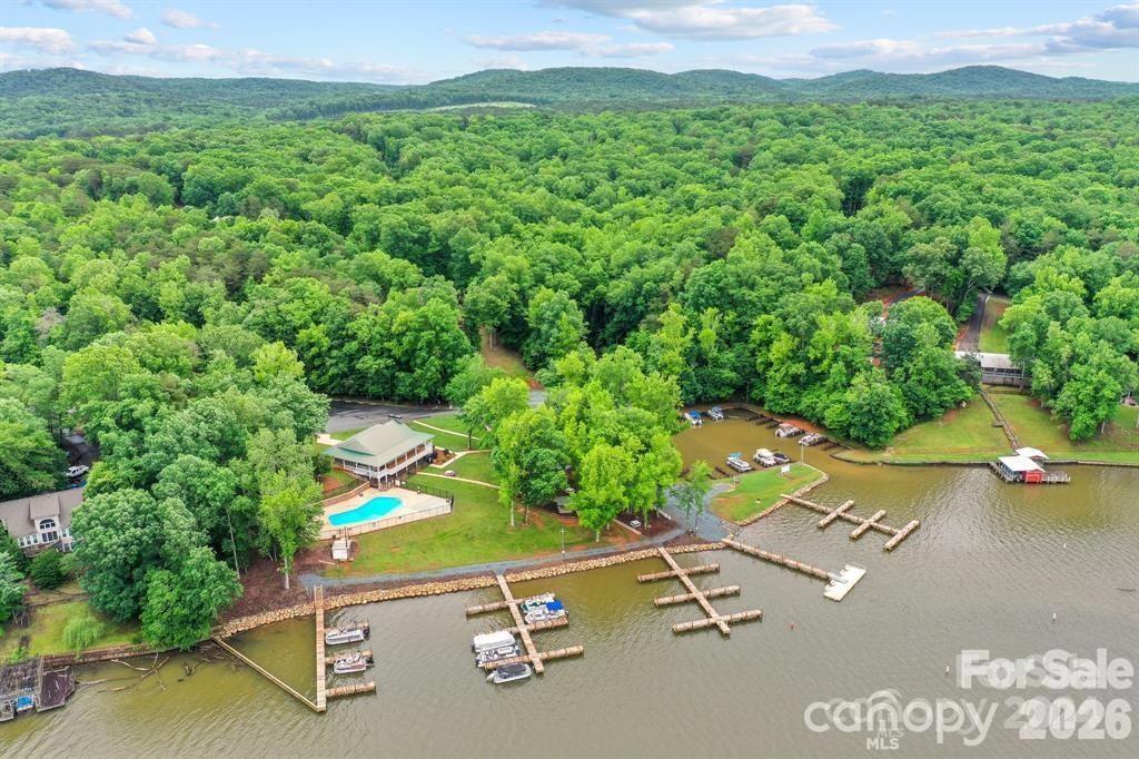 Carolina Forest Lake Tillery Access and Boat Docks. - 104 Balsam Circle, Troy