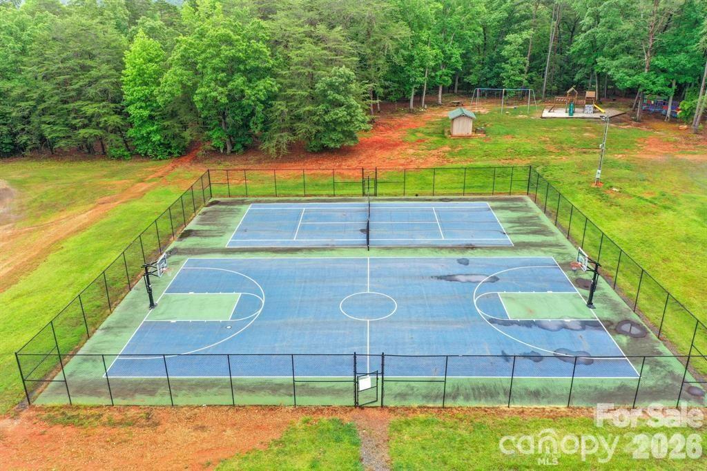 Carolina Forest tennis/sports court. - 104 Balsam Circle, Troy