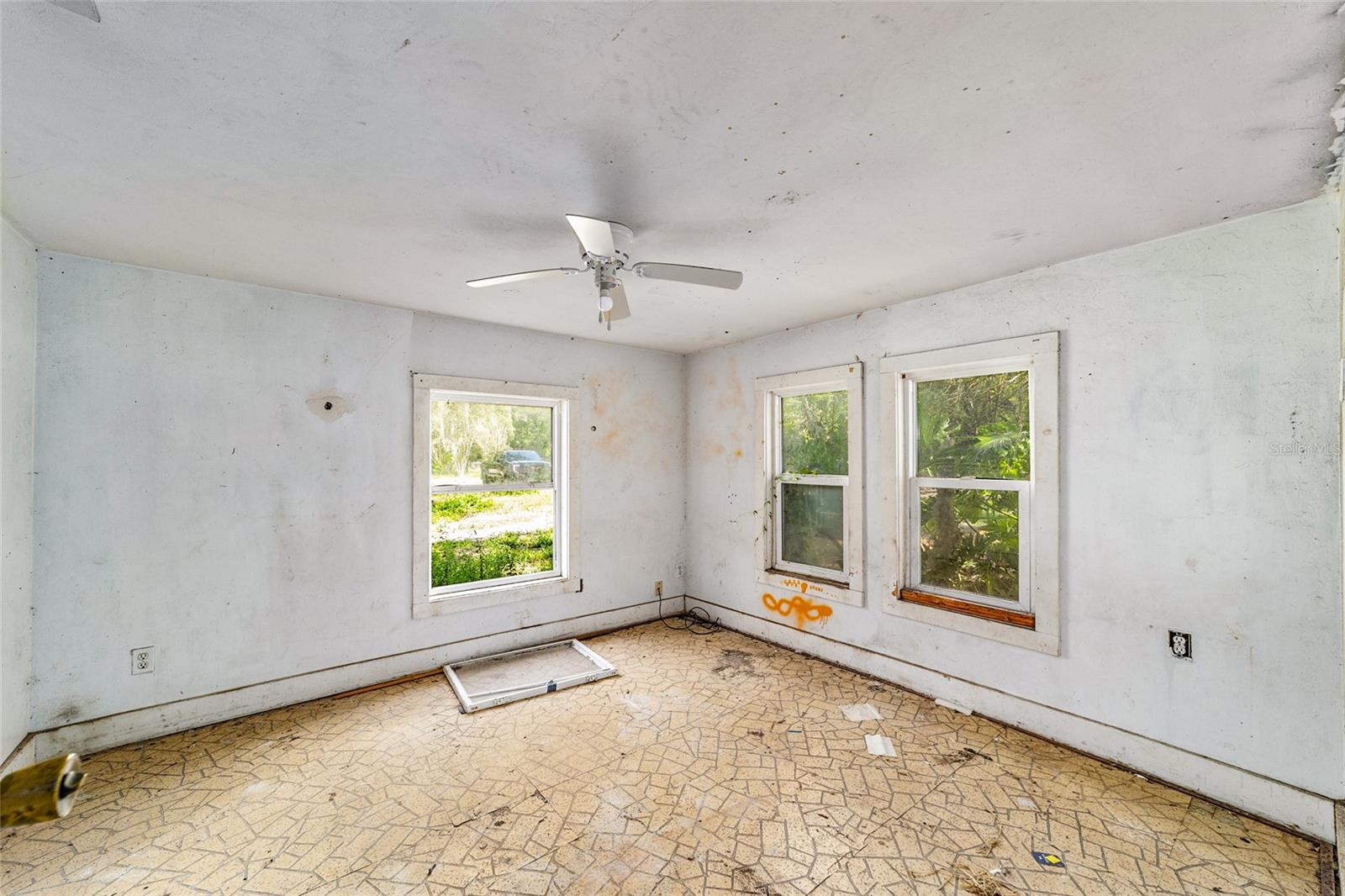 Single Family Residence at 11768 N GATLEN AVE, DUNNELLON, photo 16 of 50