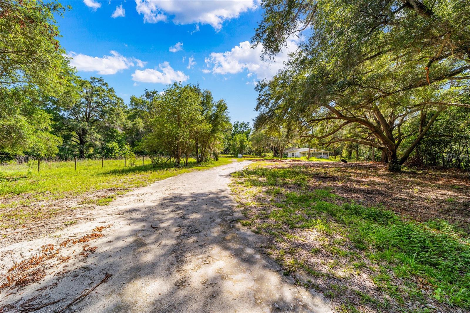 Single Family Residence at 11768 N GATLEN AVE, DUNNELLON, photo 38 of 50
