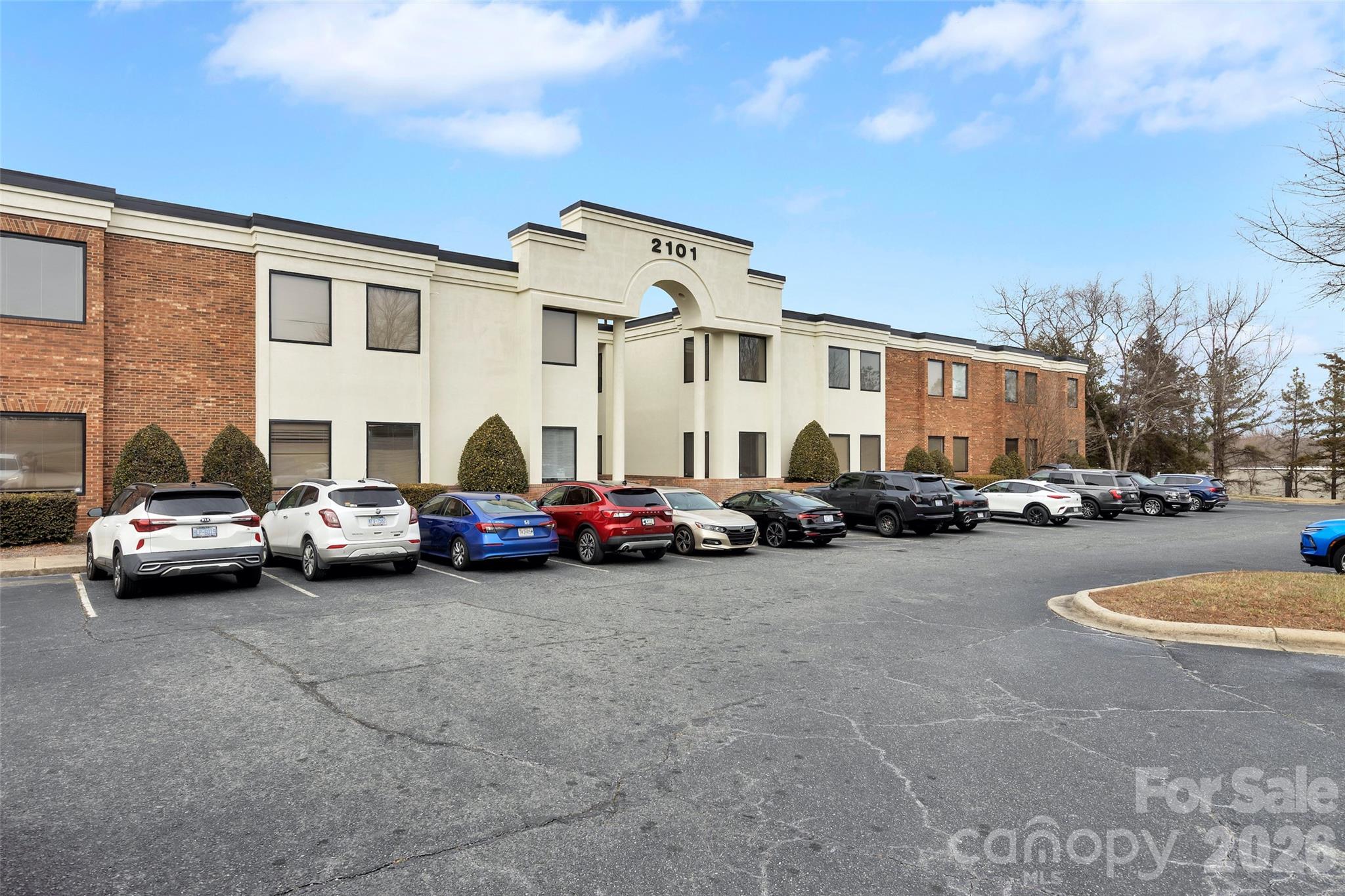 Office at 2101 Sardis Road N, Charlotte, photo 3 of 43