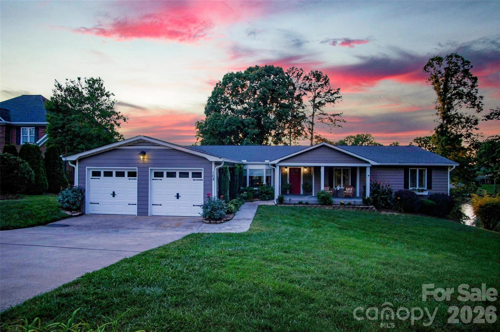 Single Family Residence at 104 Doral Court, Kings Mountain, photo 55 of 58